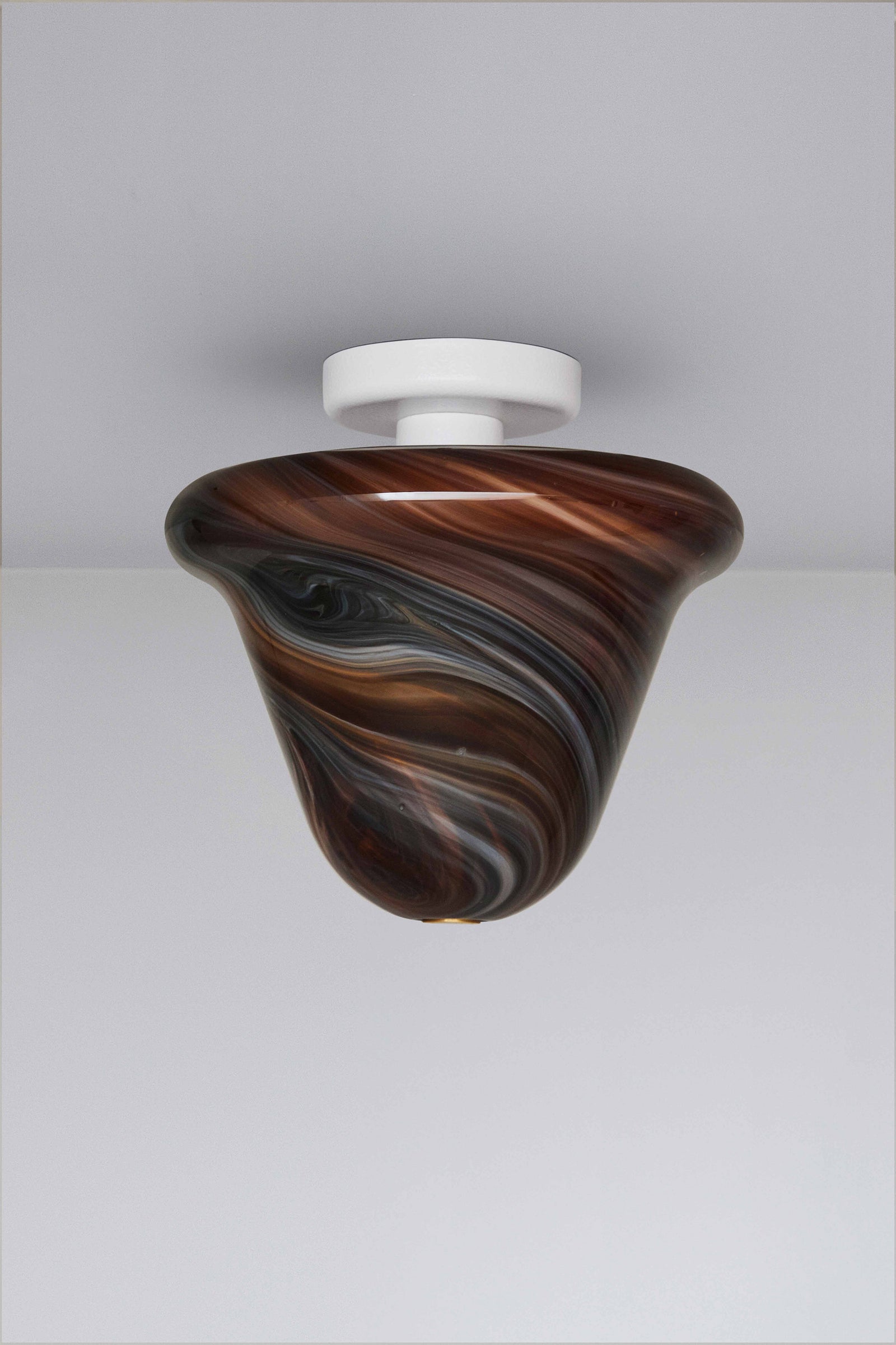 Variant Image for Textured White / Chocolate