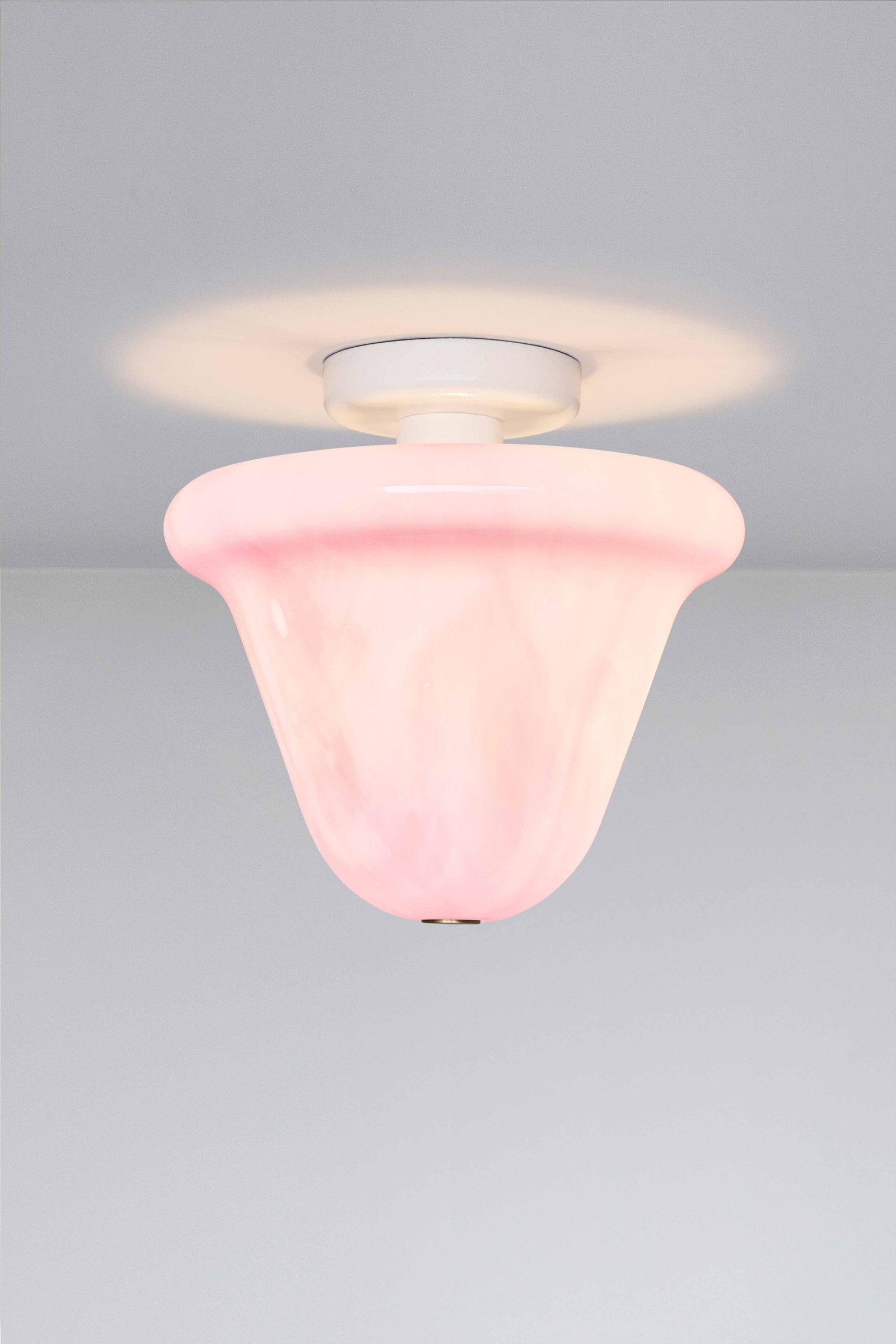 Variant Image for Textured White / Strawberry