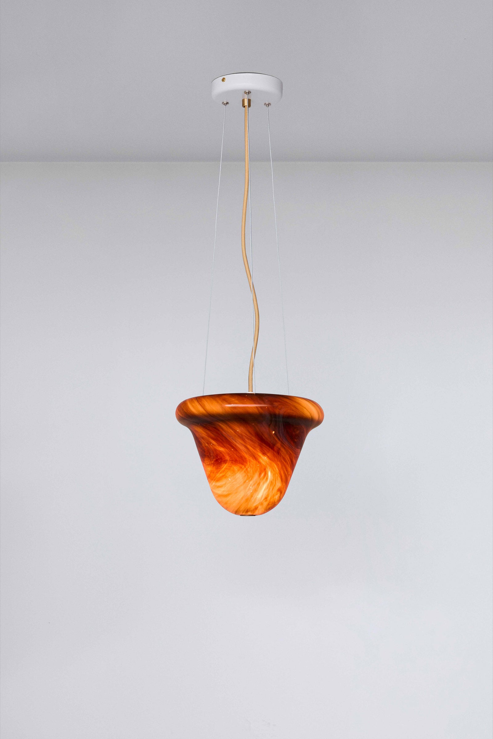 Variant Image for Textured White / Chocolate