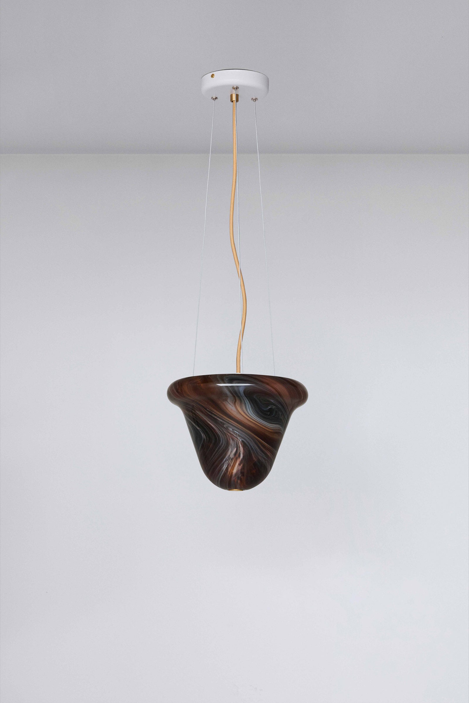 Variant Image for Textured White / Chocolate