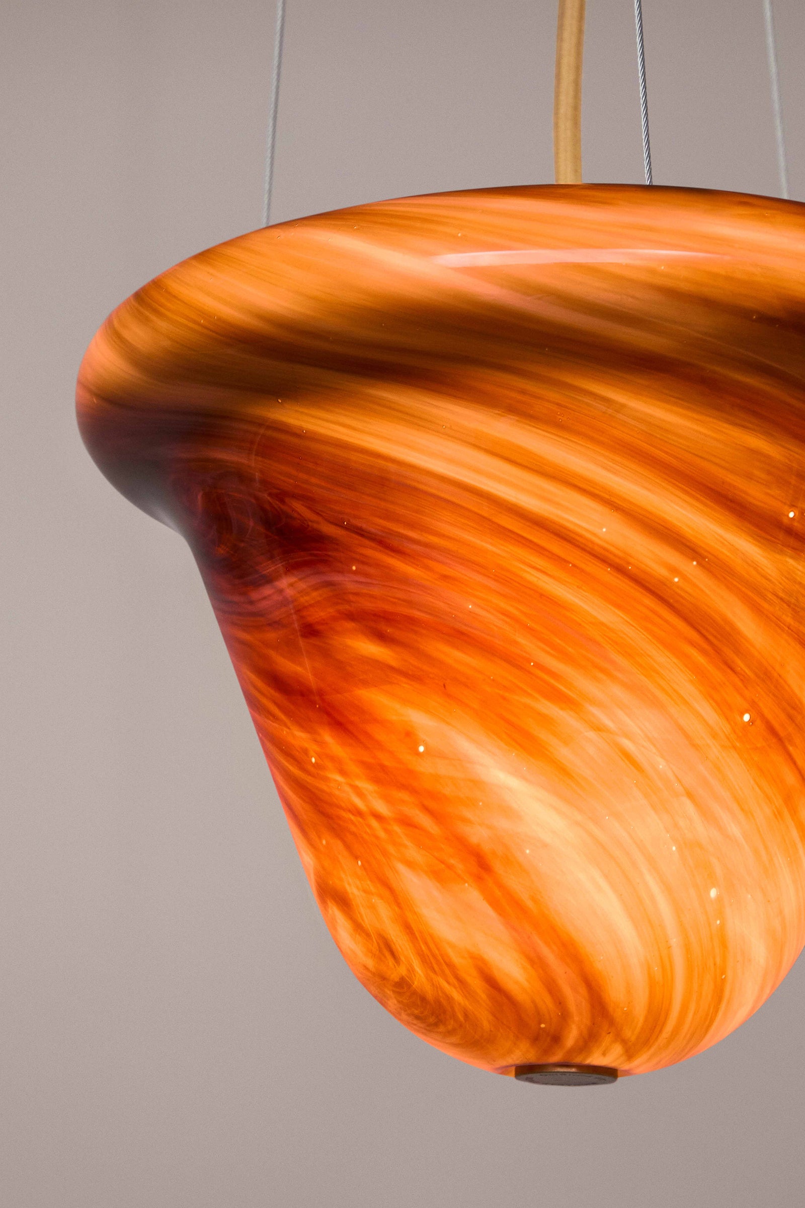 Variant Image for Textured White / Chocolate