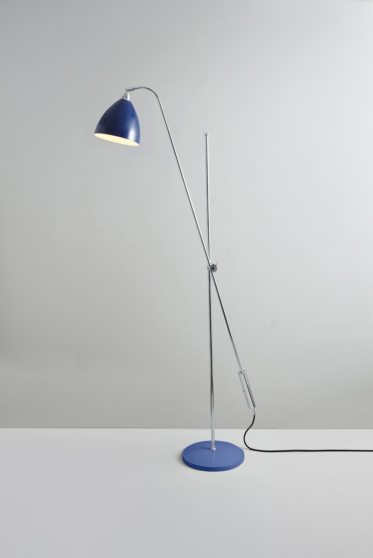 Lampadaire Task Overreach