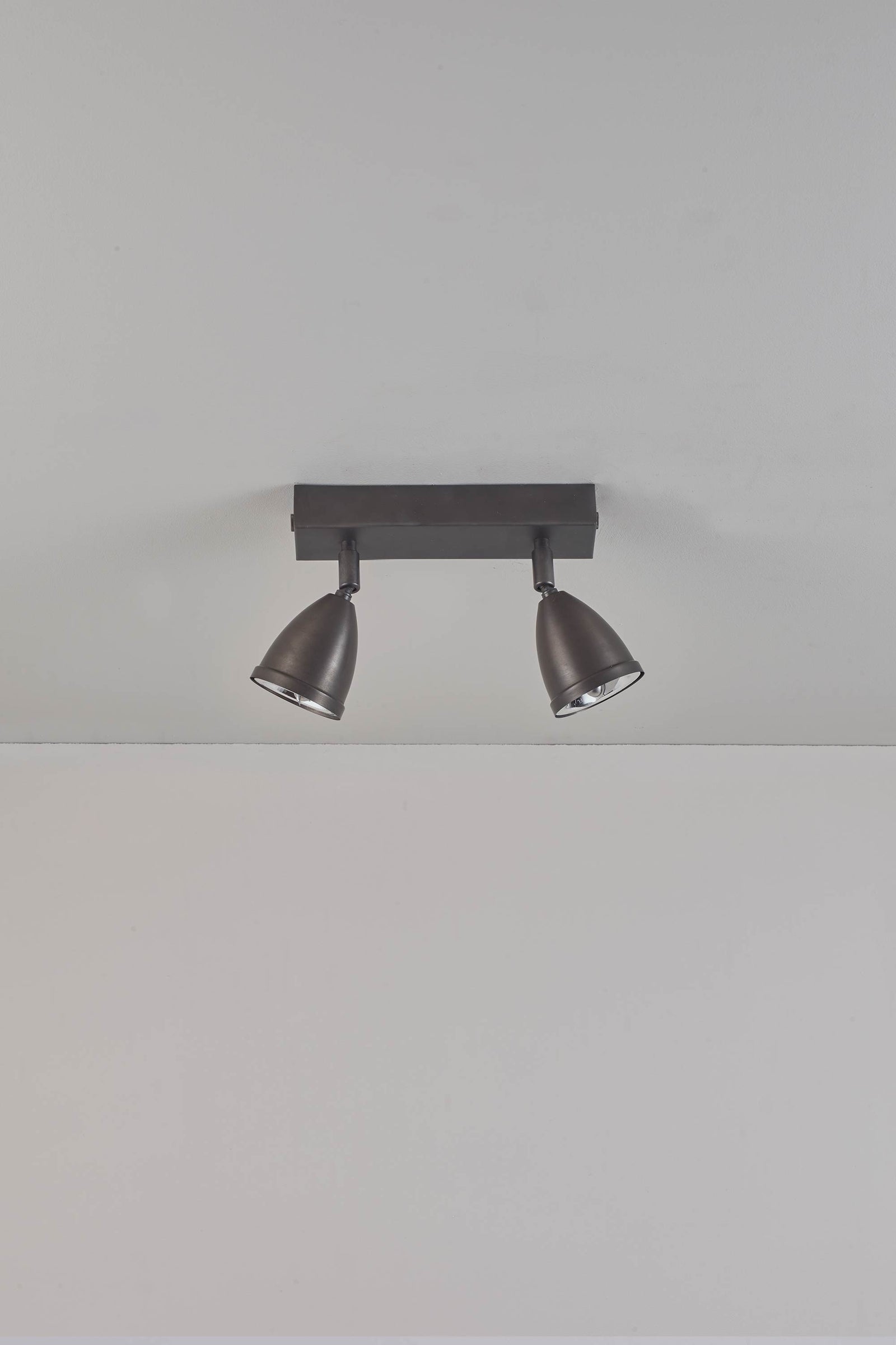 Variant Image for Patiniertes Messing / BA15D (LED)