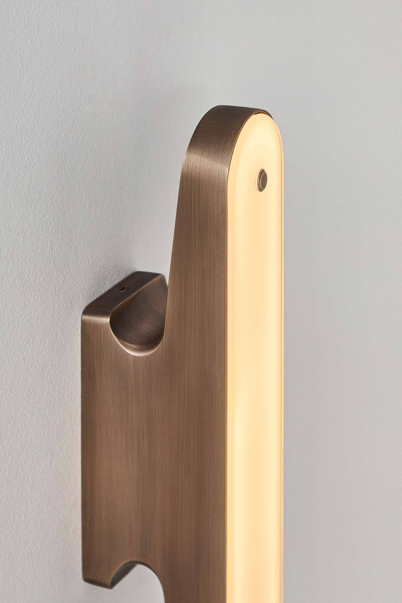 Variant Image for Antique Bronze