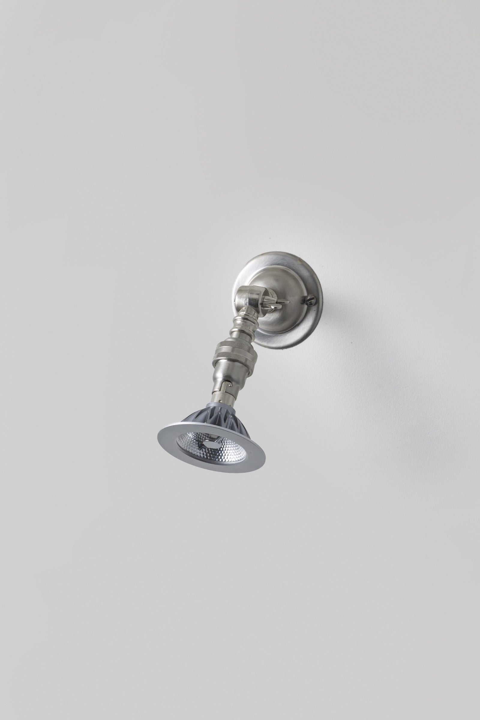Variant Image for Nickel Plated / BA15D (Halogen)