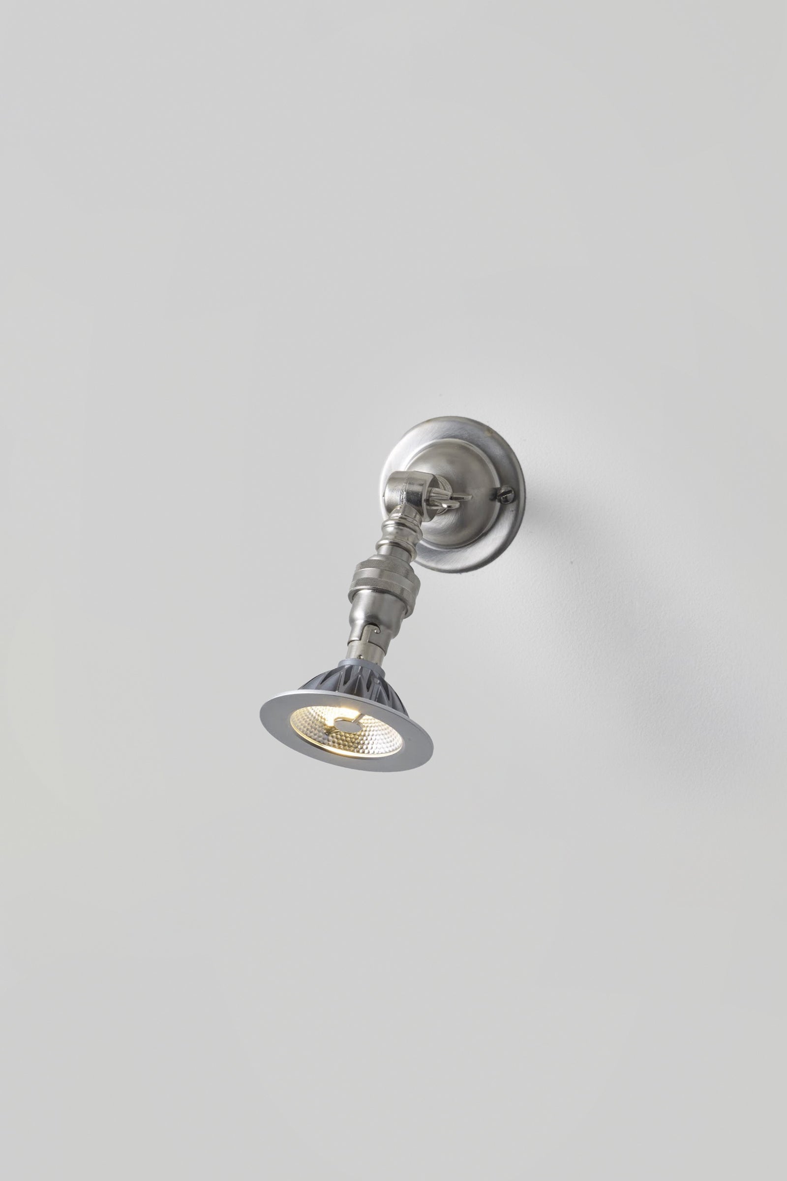 Variant Image for Nickel Plated / BA15D (Halogen)