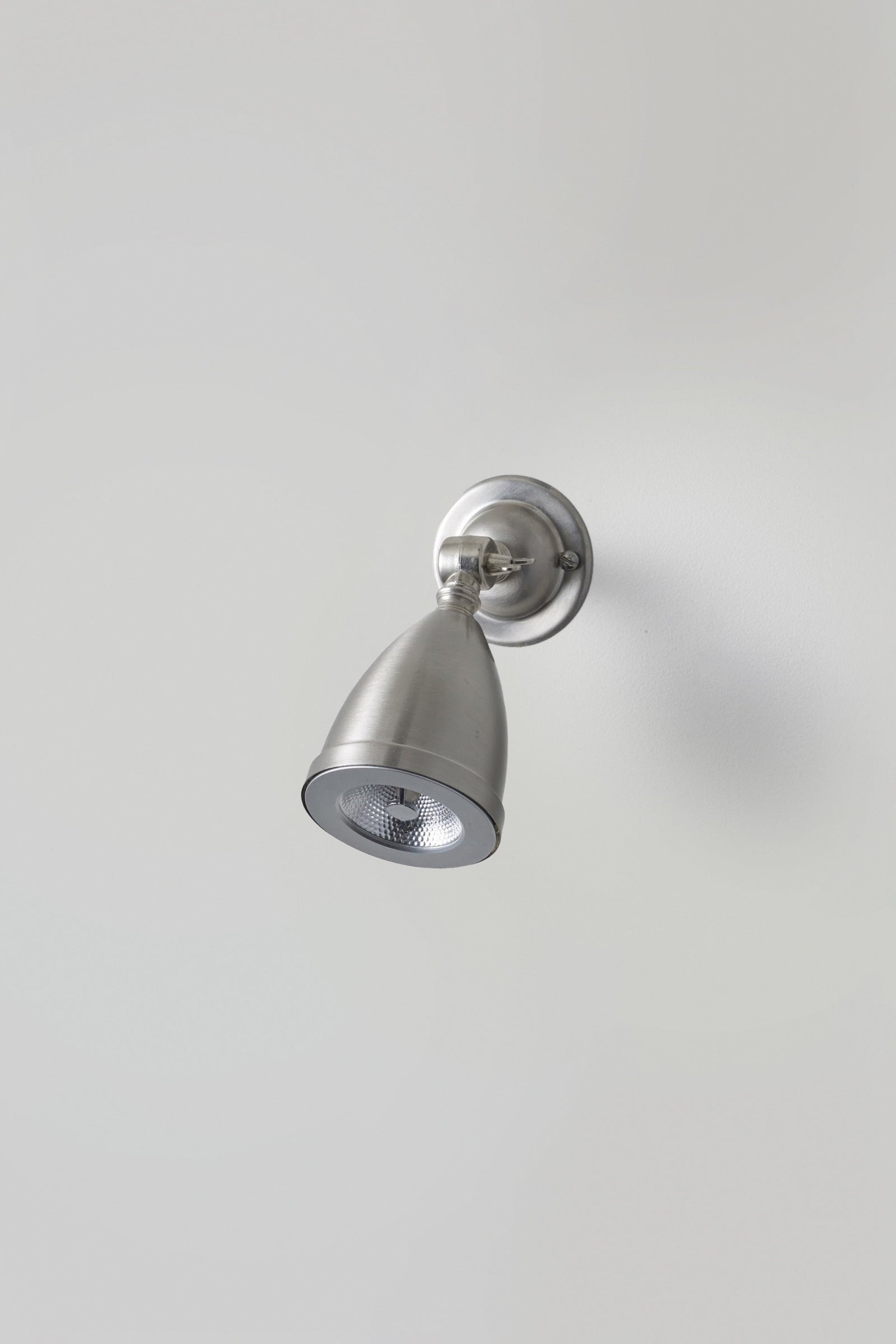Variant Image for Patinierte Bronze / BA15D (LED)