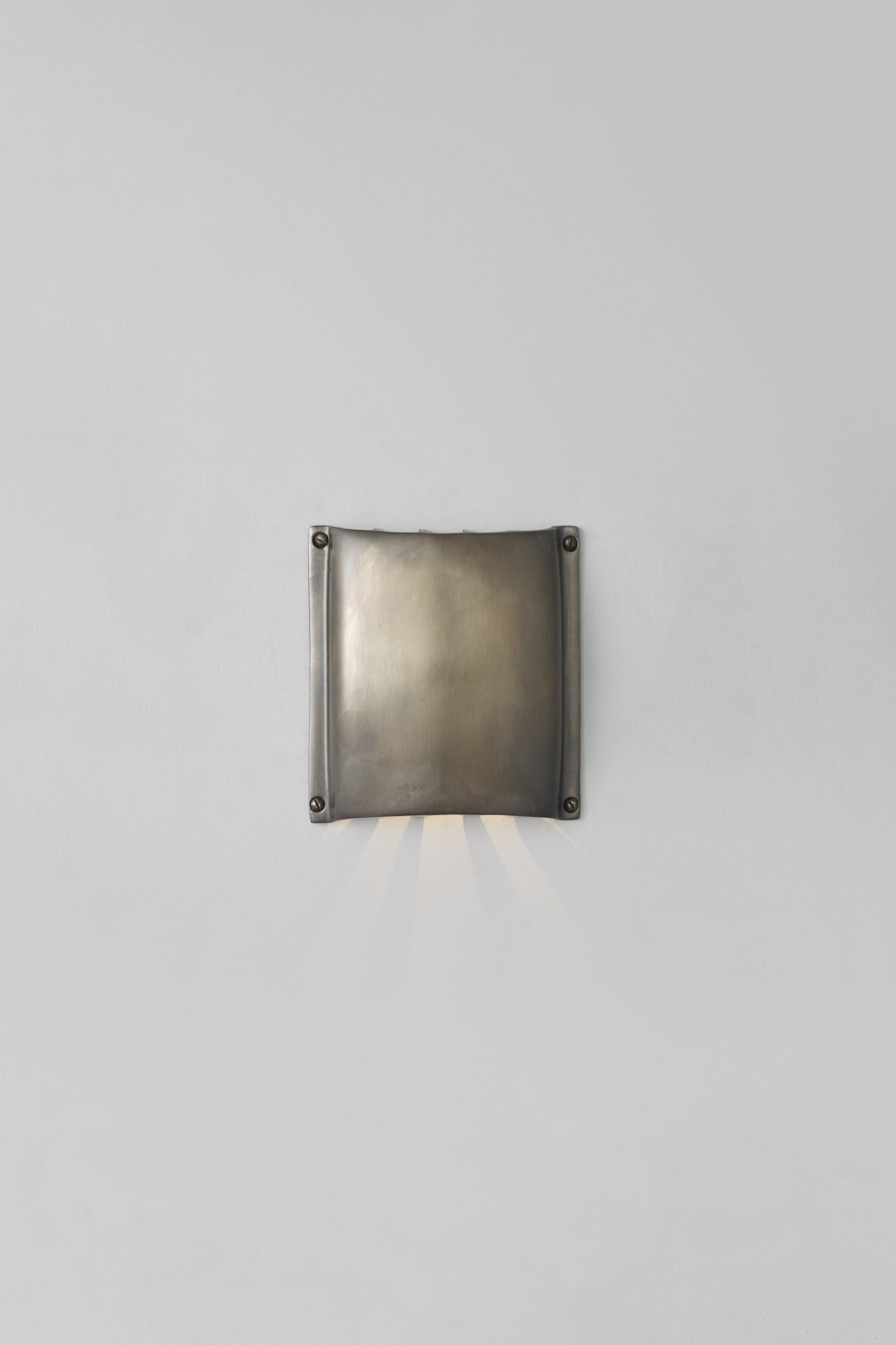 Variant Image for Patinierte Bronze