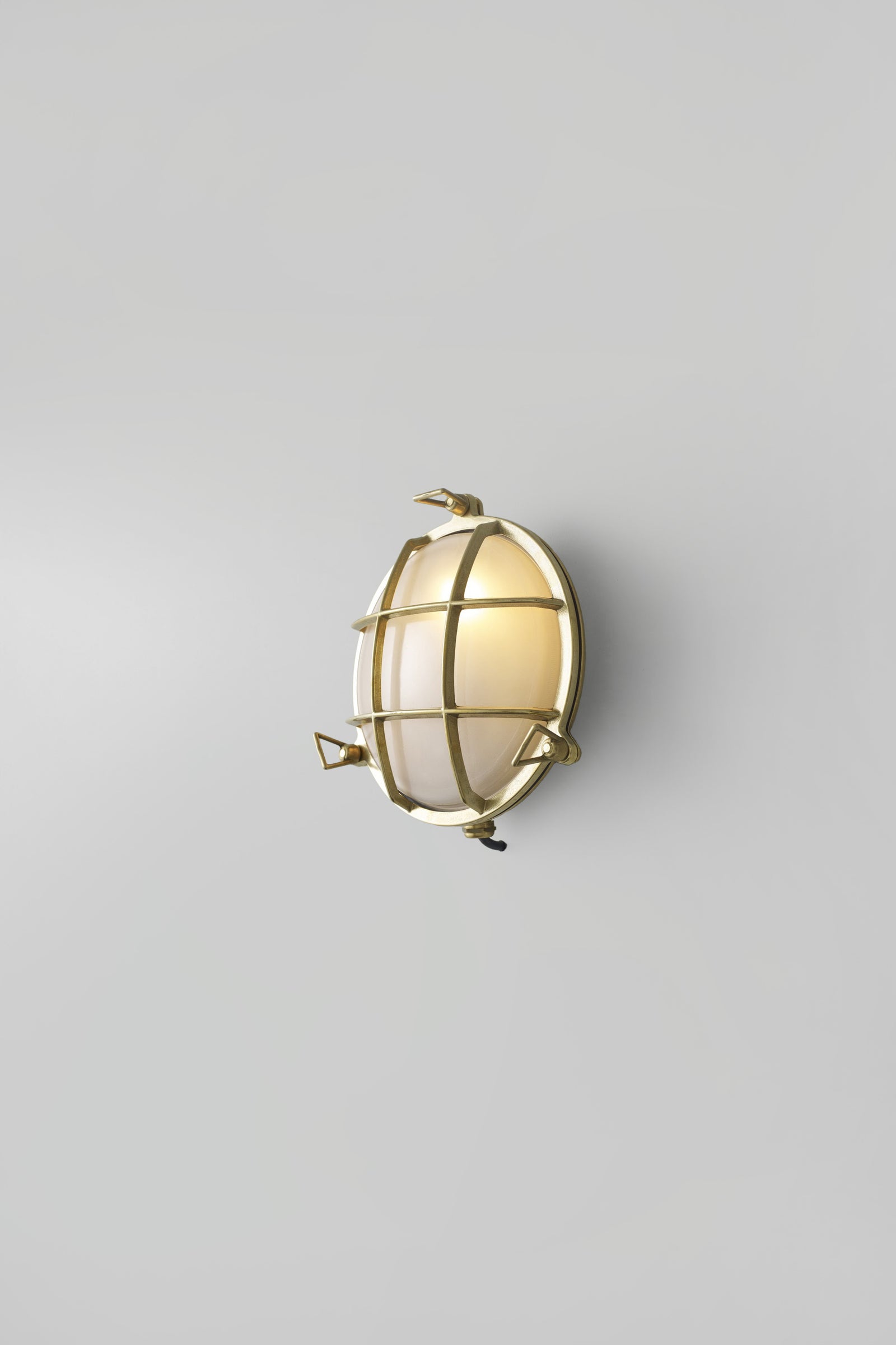 Variant Image for Polished Brass / Frosted