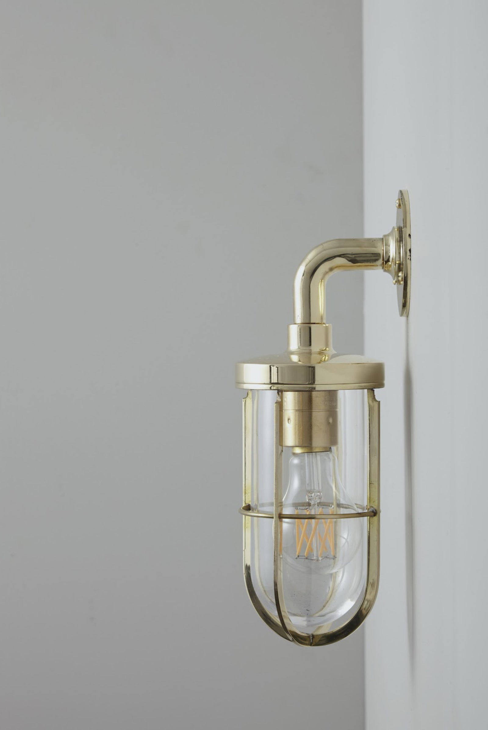 Variant Image for Polished Brass / Clear