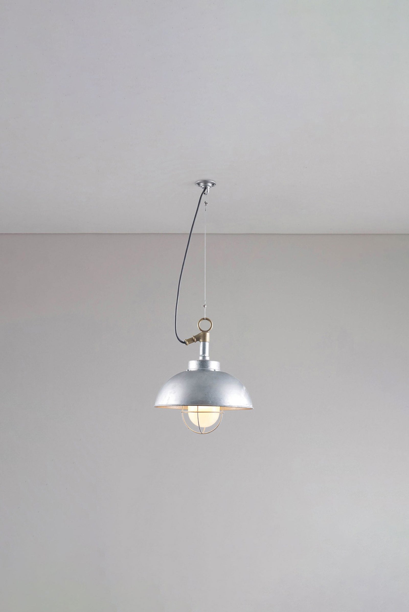 Variant Image for Galvanised Silver / Frosted