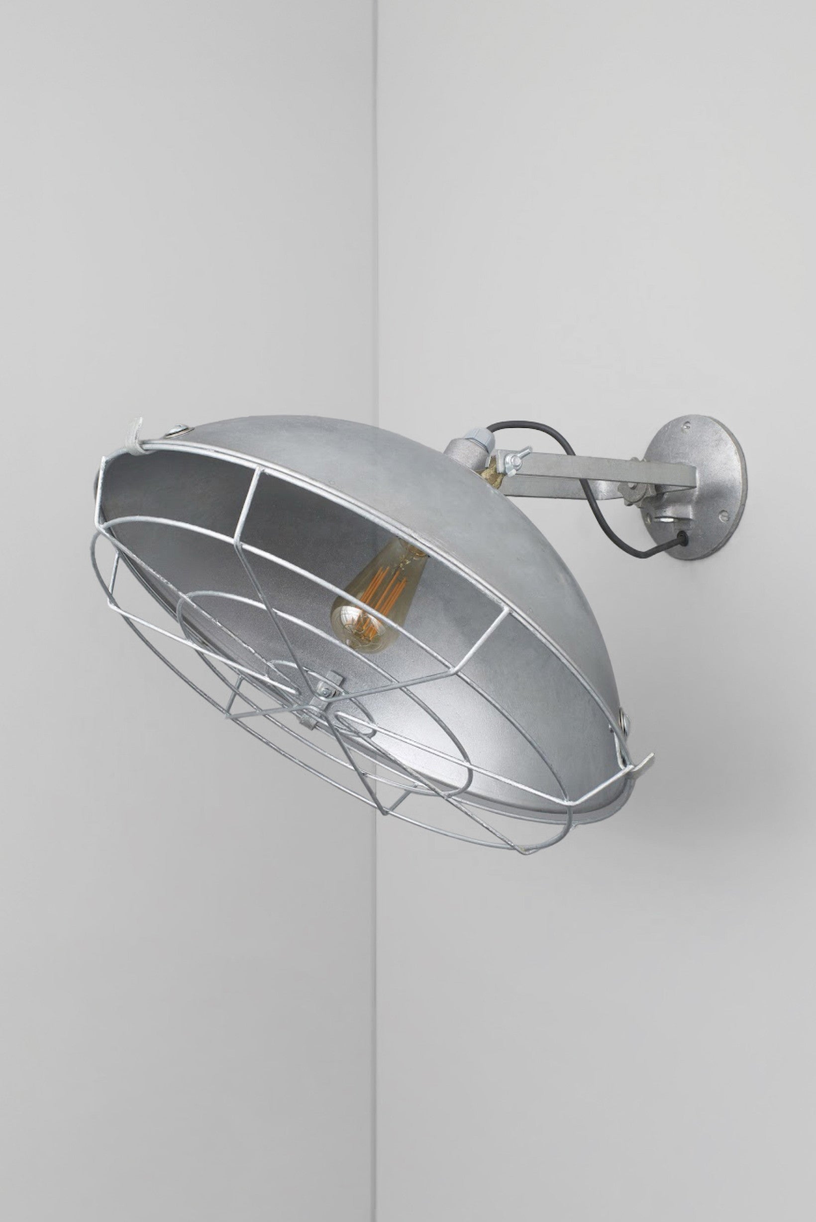 Cargo Cluster Wall Light