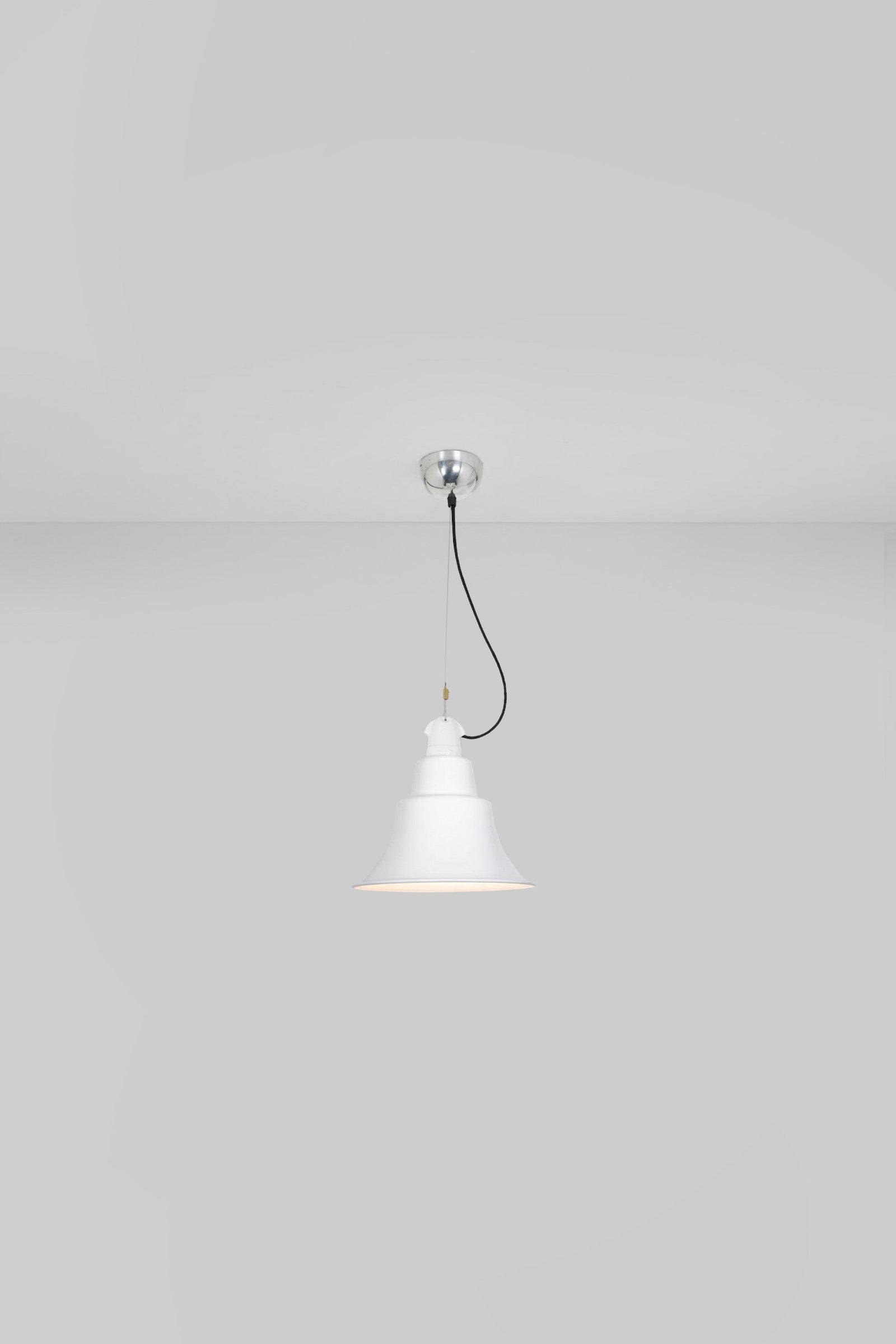Variant Image for White
