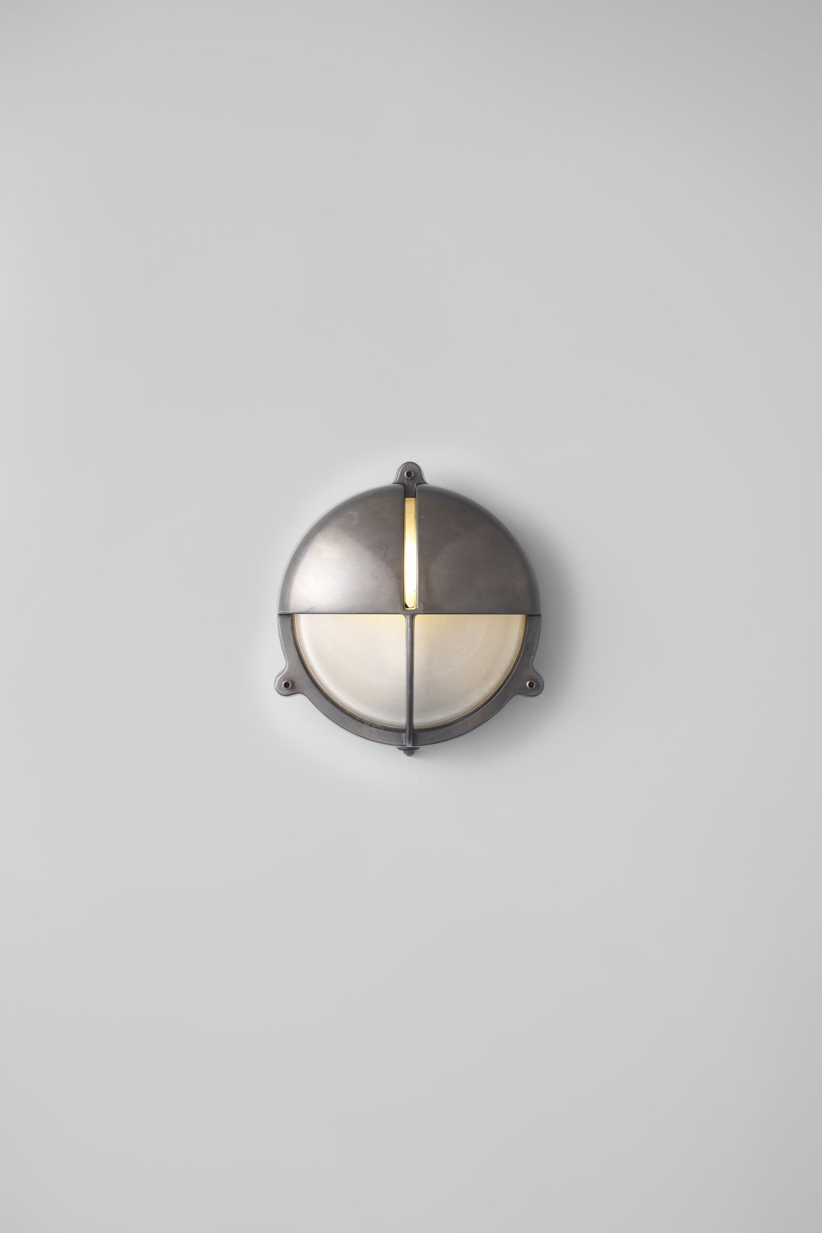 Variant Image for Weathered Brass / Frosted