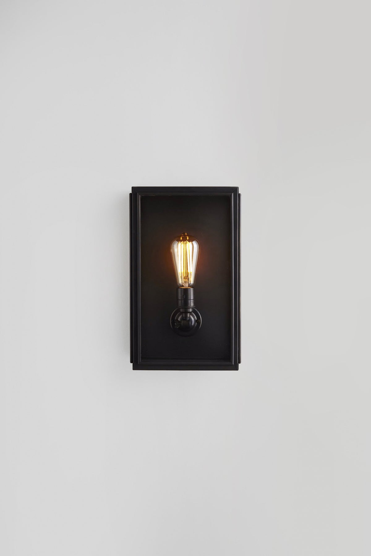 Medium Box Wall Light 7642 (Externally Glazed)
