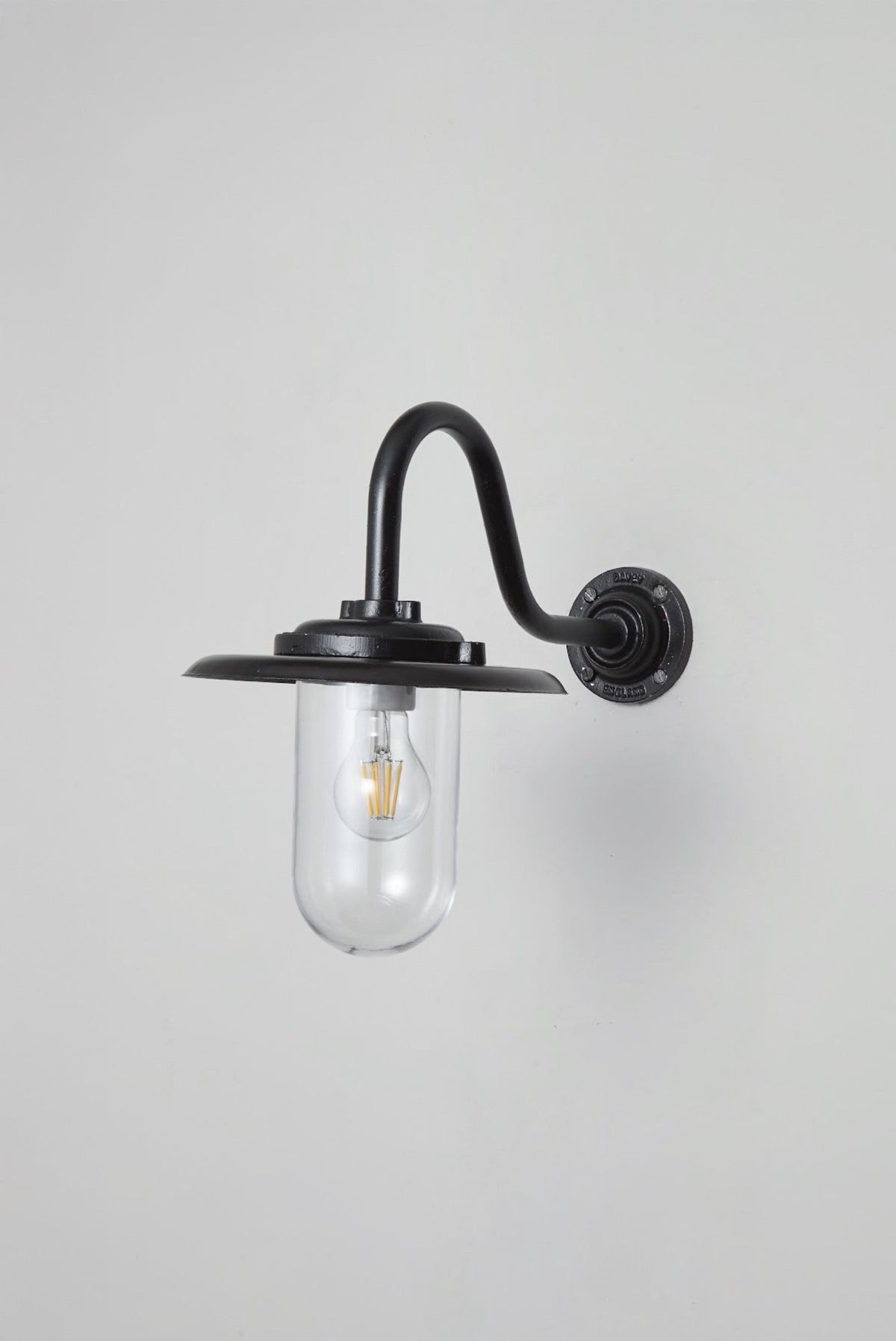 Exterior Bracket Light 100W 7677