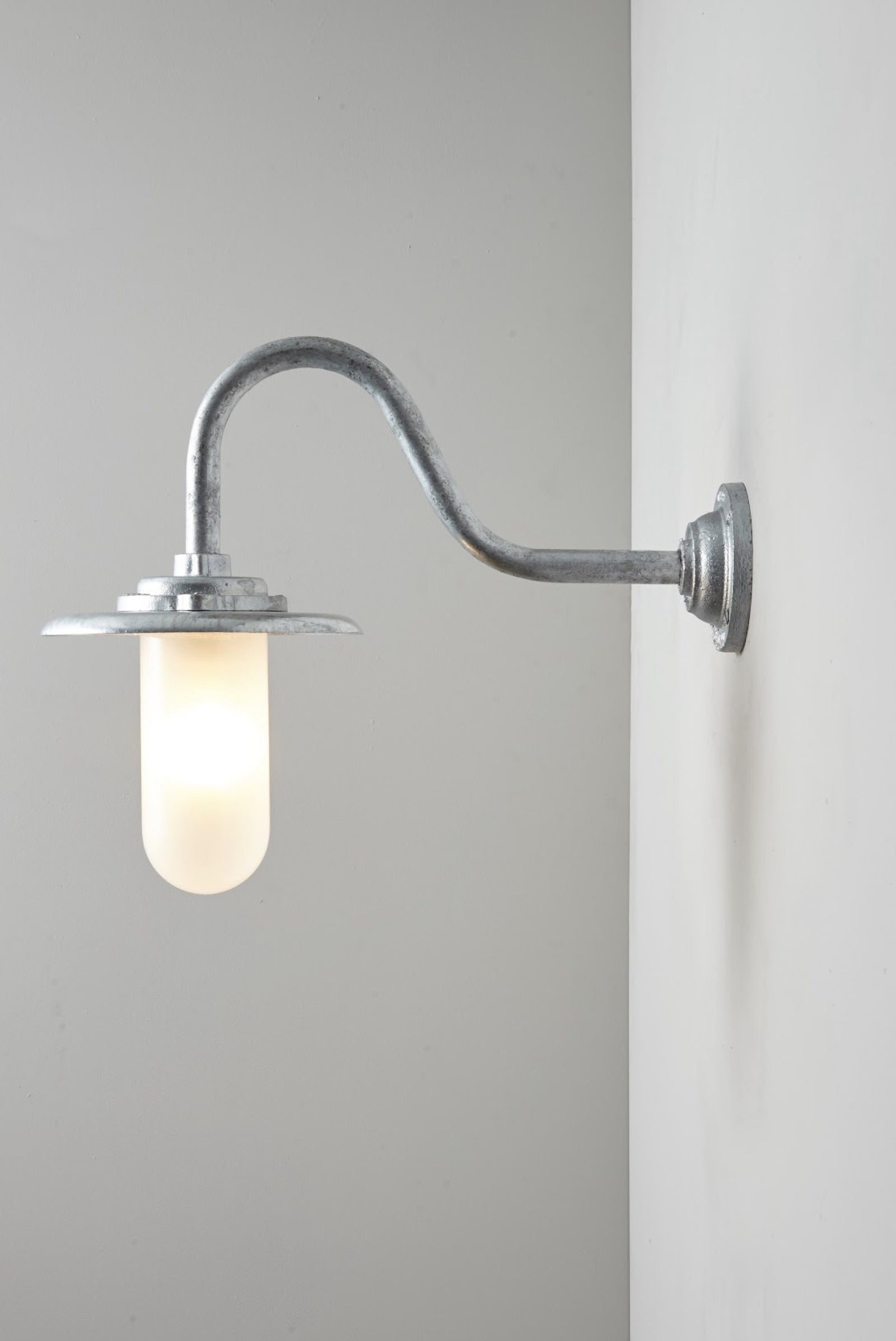 Variant Image for Galvanised Silver / Frosted / Standard