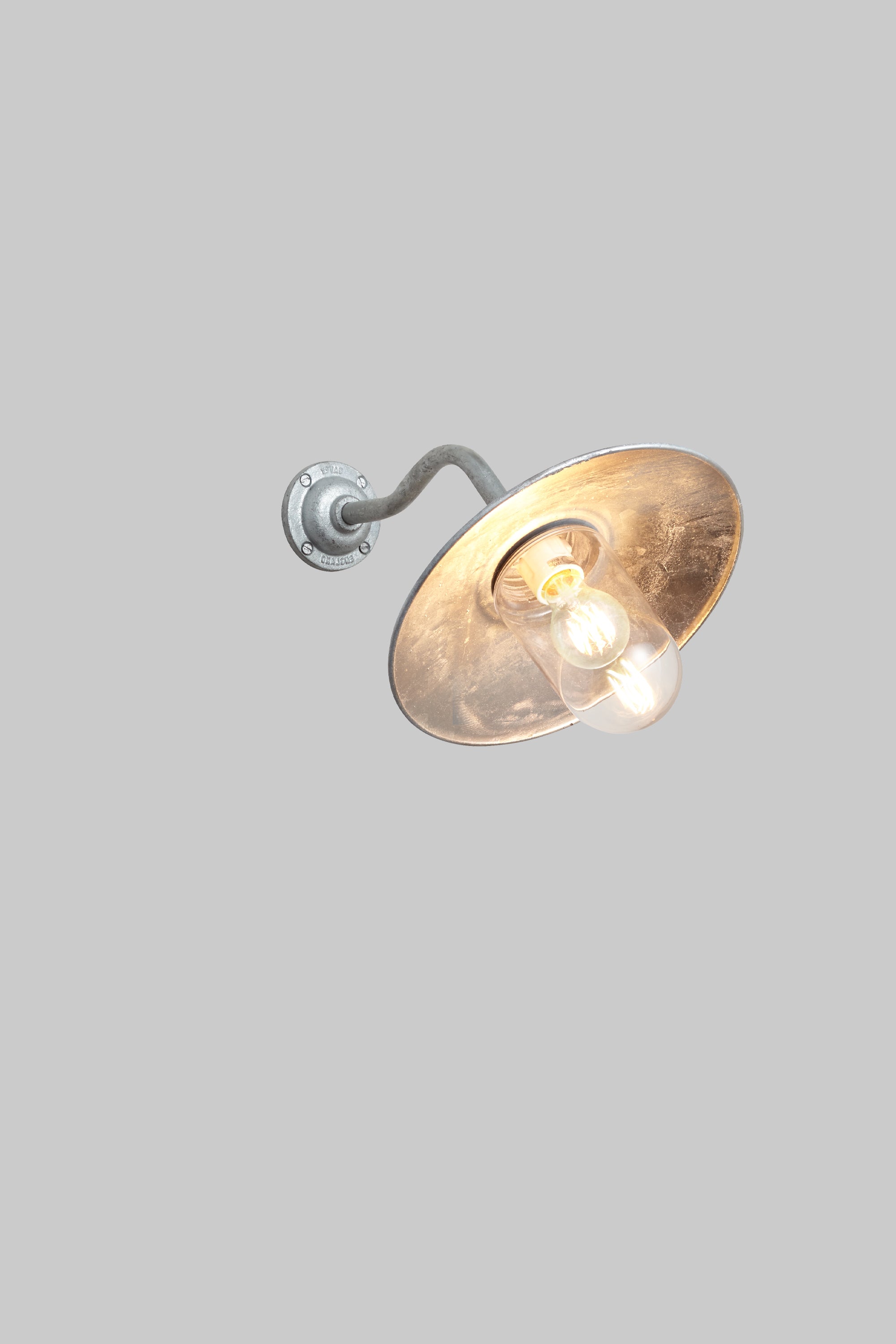 Exterior Bracket Light, Canted, 7680
