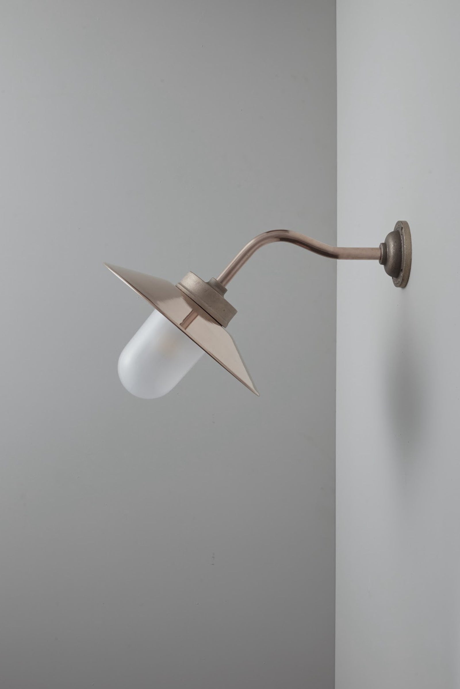 Variant Image for Bronze / Mattglas / Standard