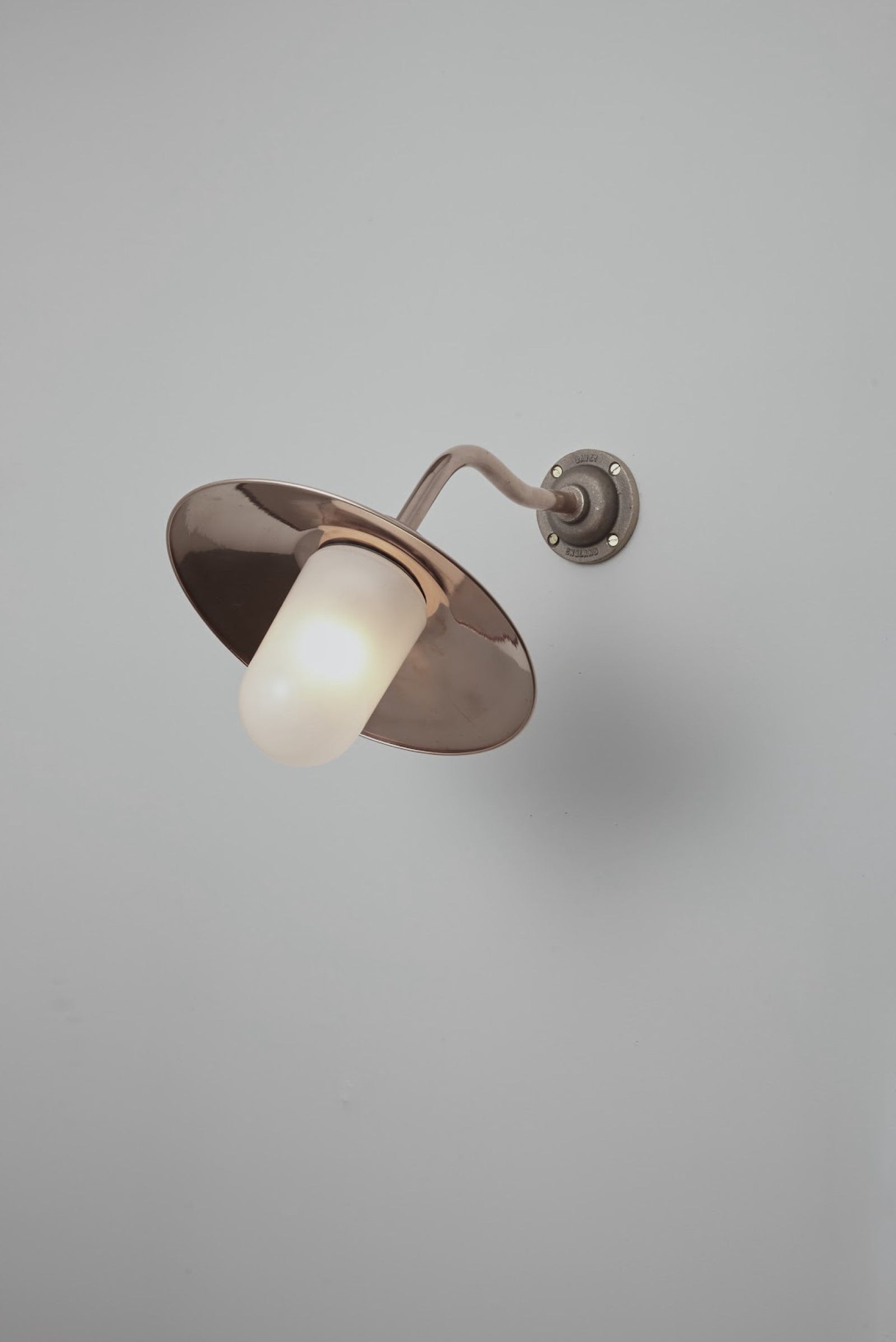 Variant Image for Bronze / Mattglas / Standard