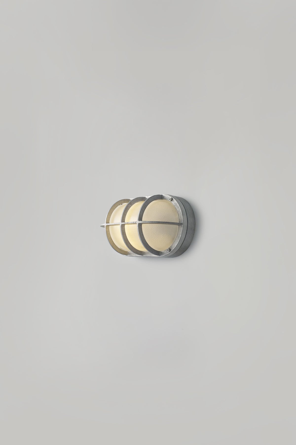 Oval Aluminium Bulkhead 8122