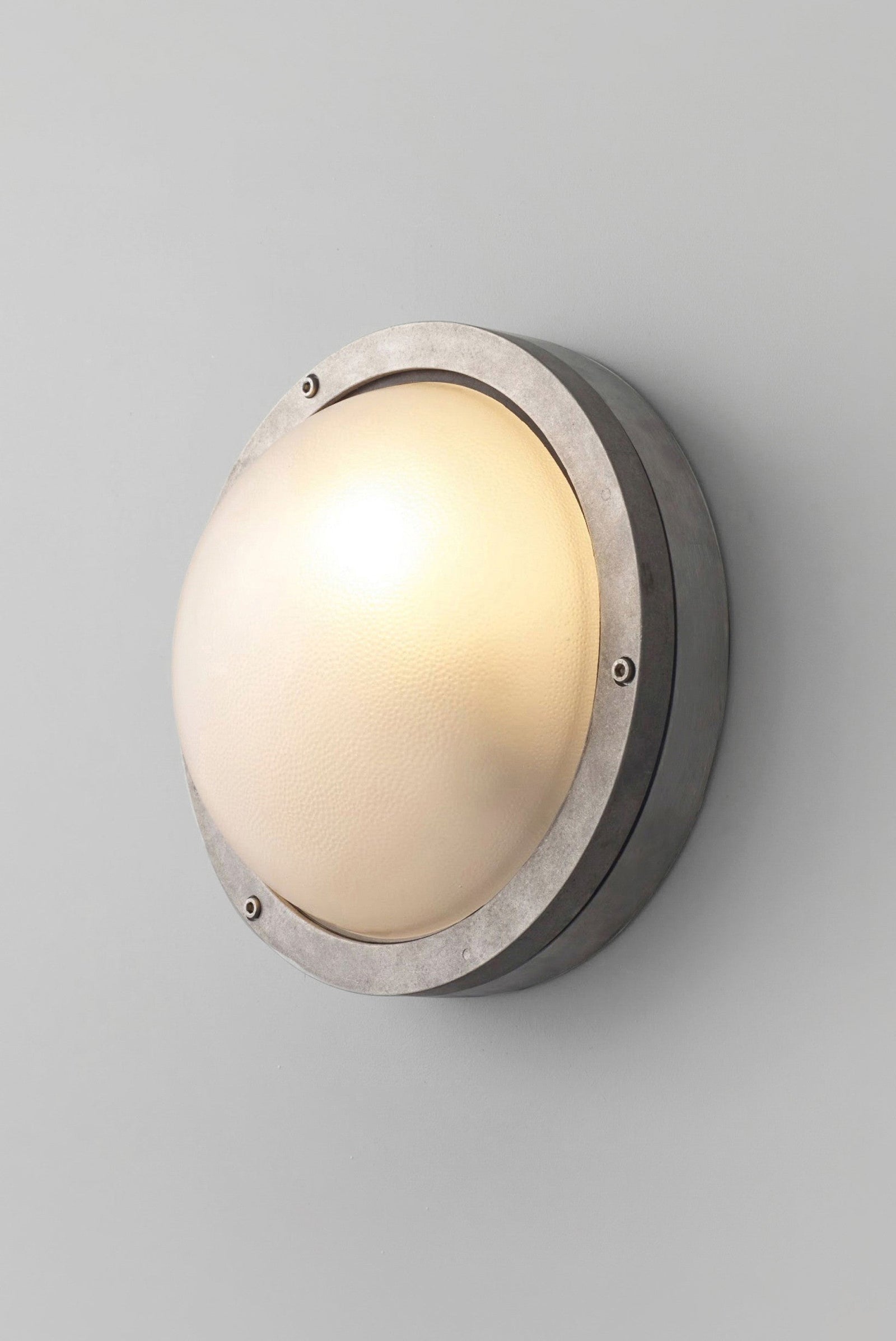 Variant Image for Aluminium / Frosted