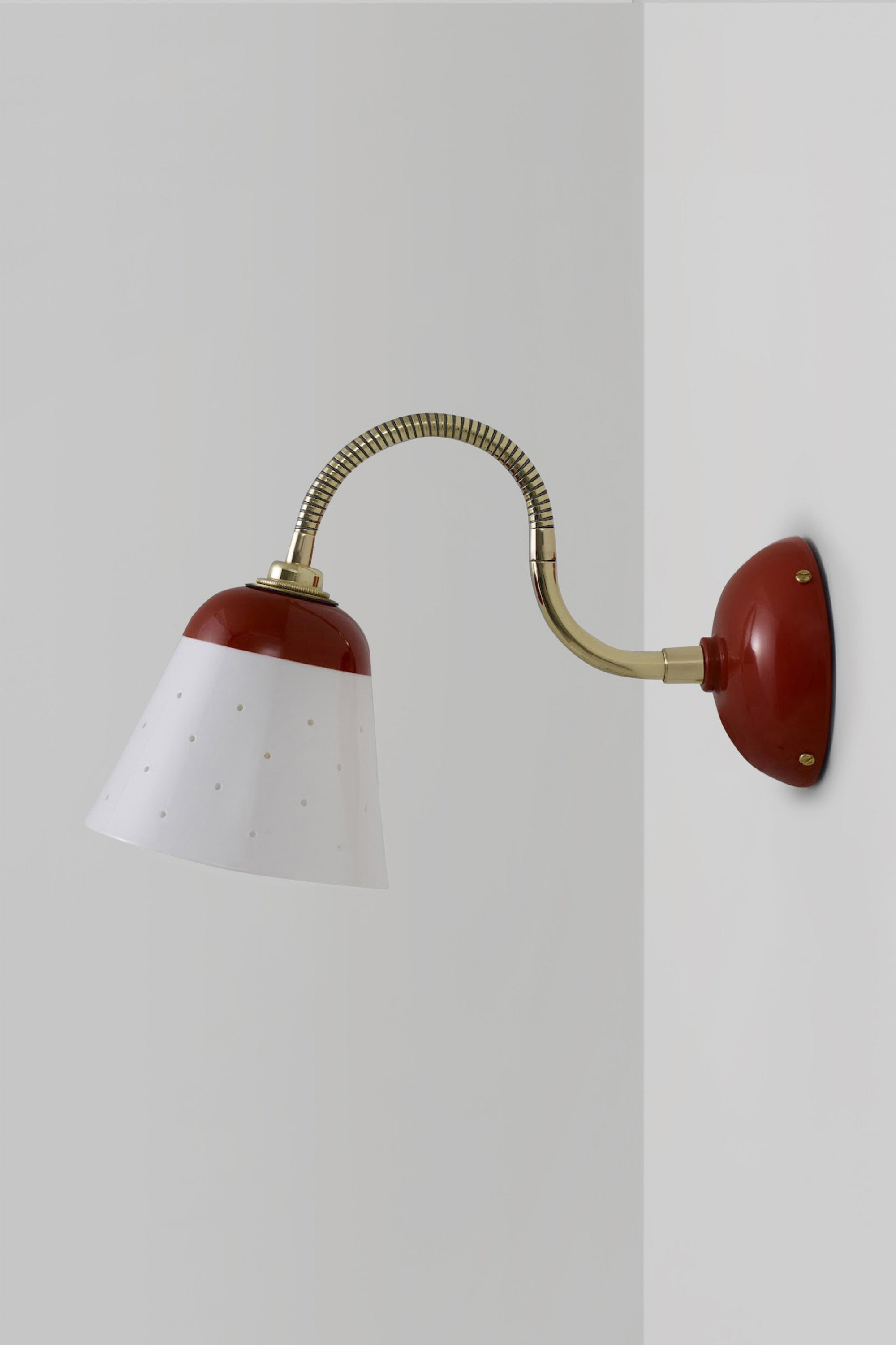 Alma Wall Light