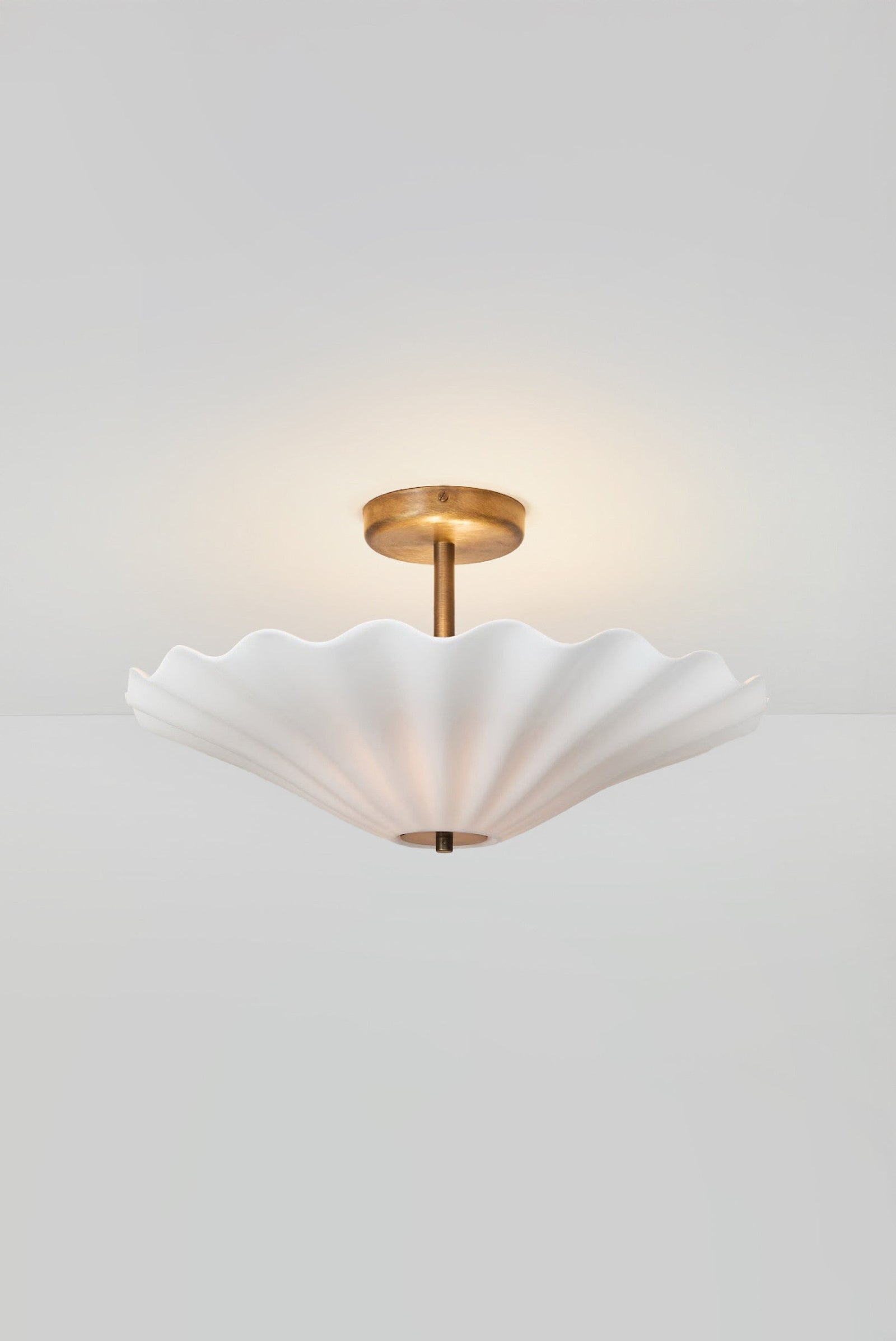 Variant Image for Laiton antique