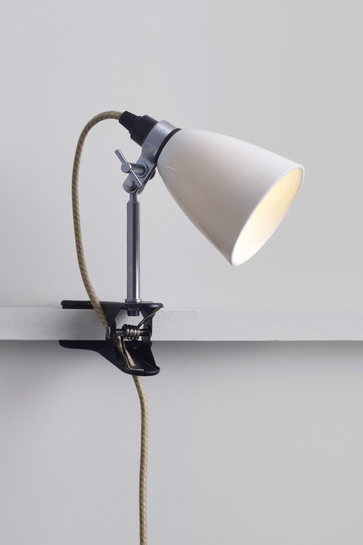 OBTC Product Image, Light On: Hector Small Dome Clip Light, Natural White
