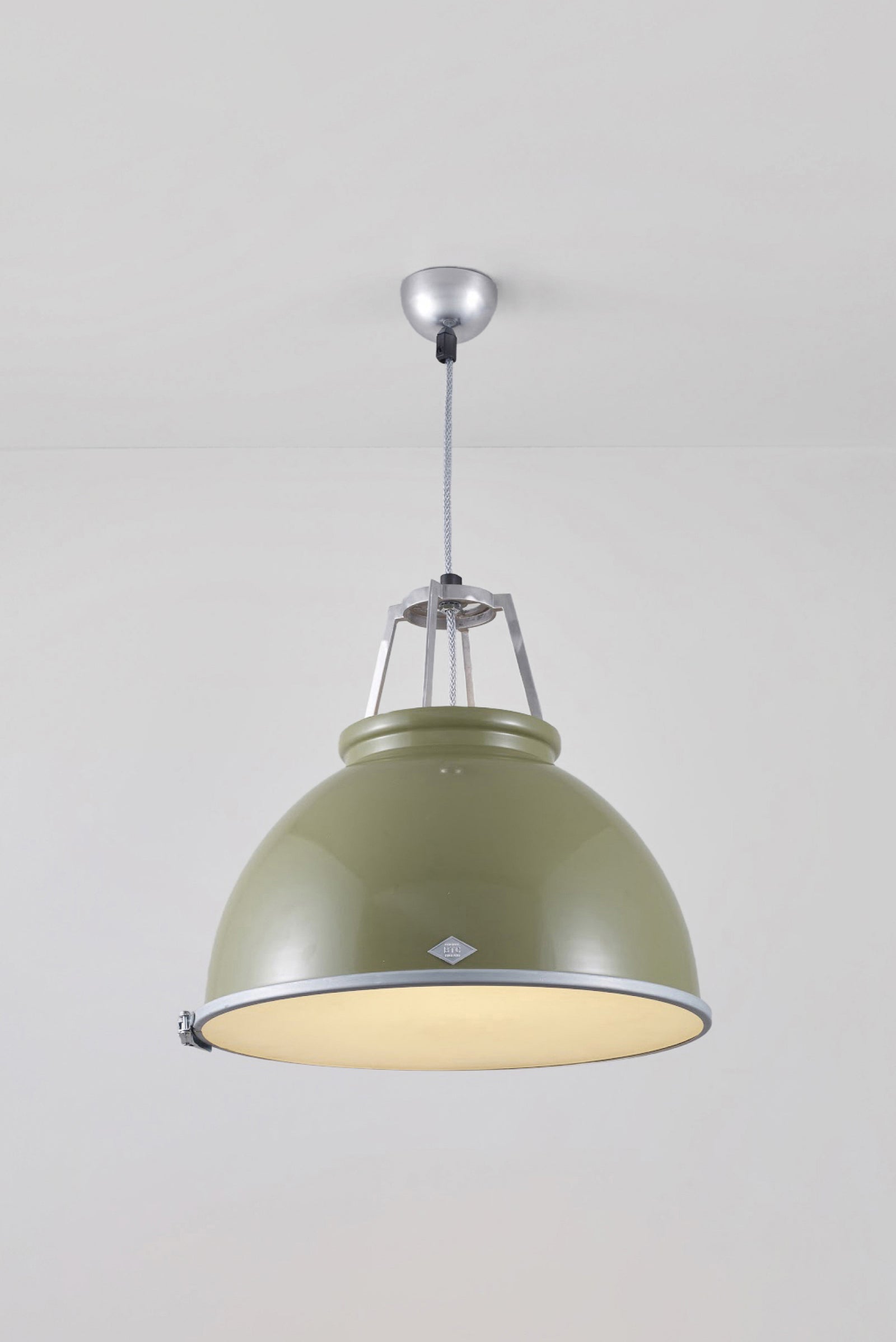 Variant Image for Olive Green / Etched Diffuser