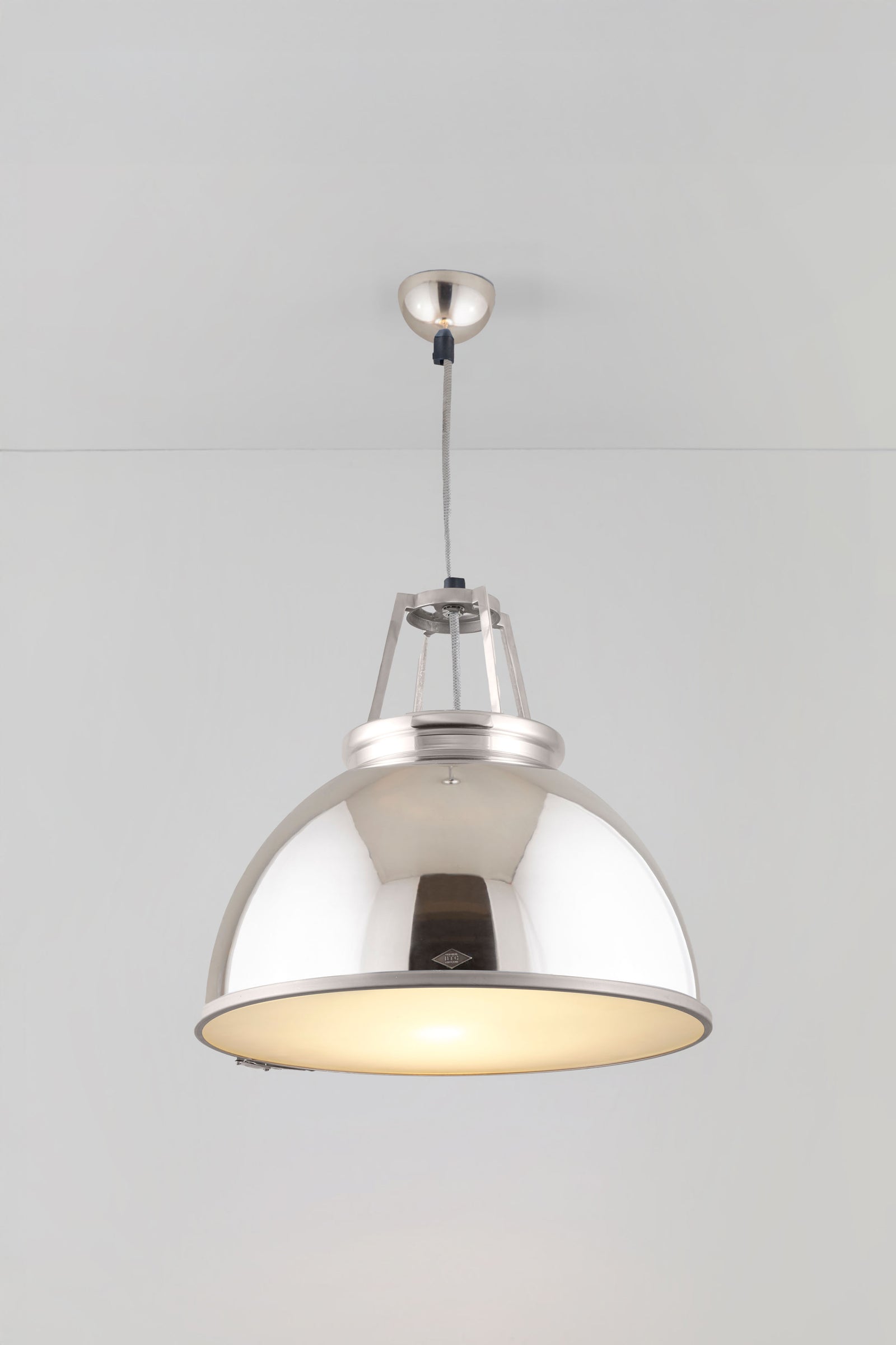 Variant Image for Natural Aluminium / Etched Diffuser