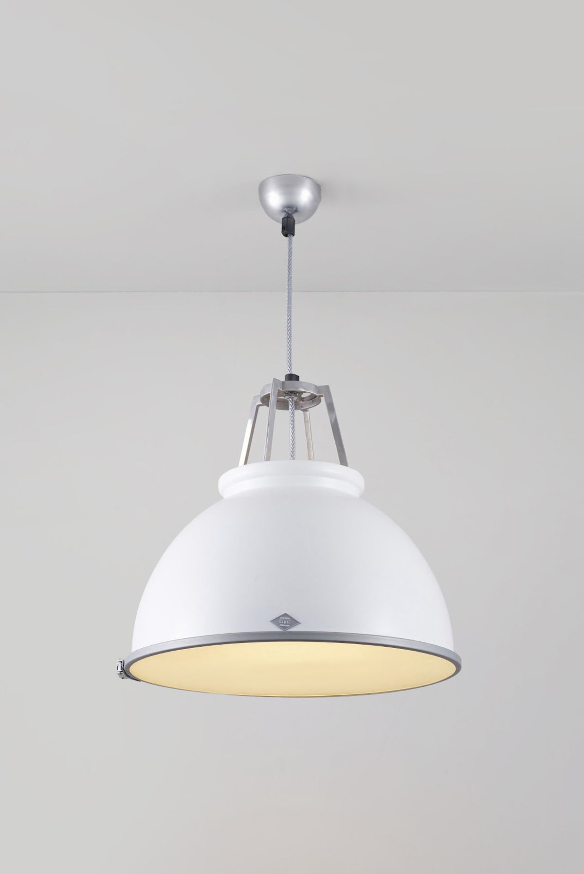 Titan Size 3 Pendant with Diffuser