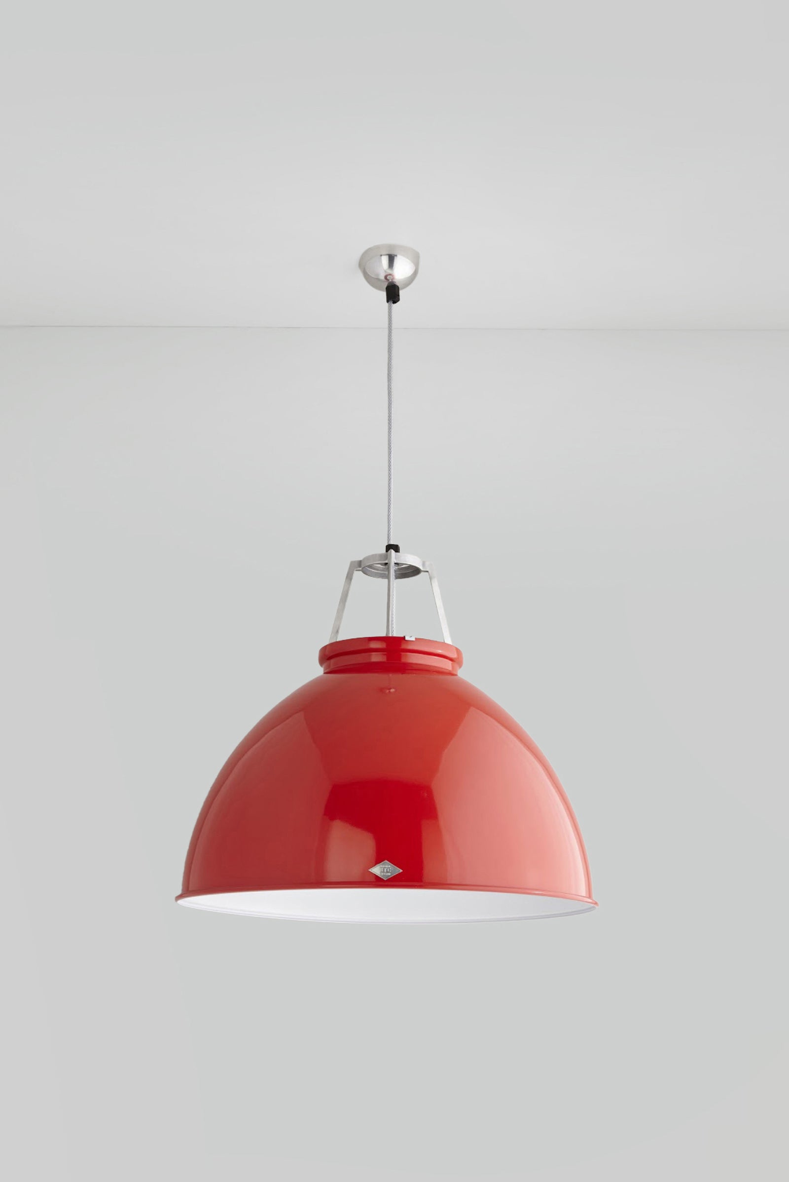 Variant Image for Red / White
