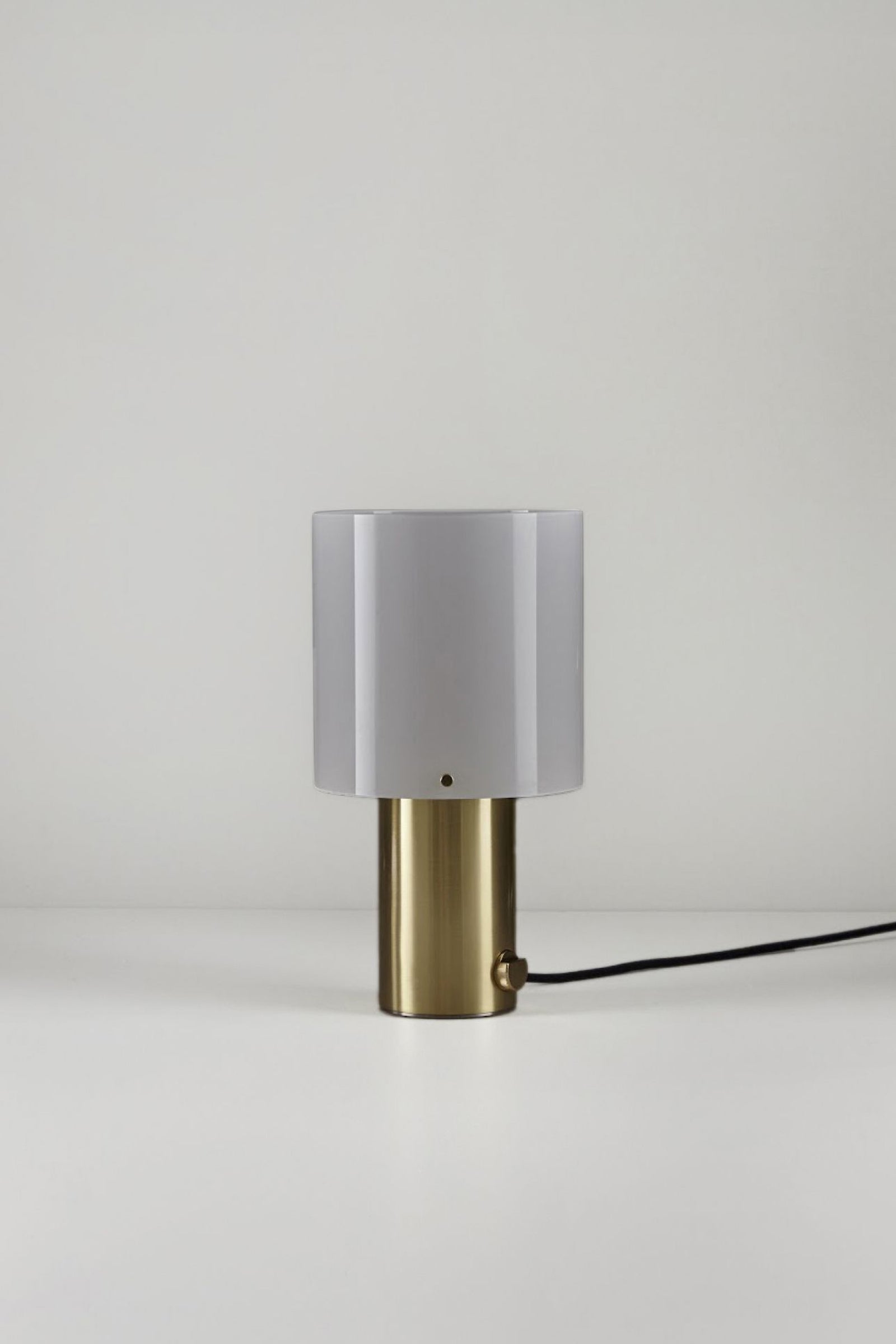 Variant Image for Laiton / Opalin