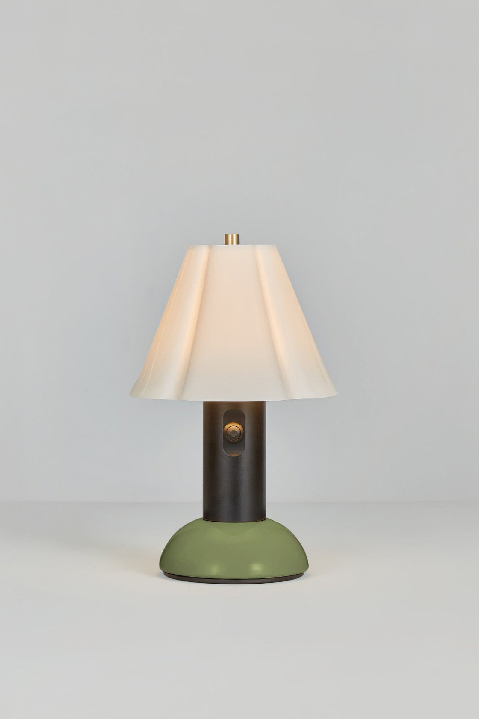Variant Image for Olive Green