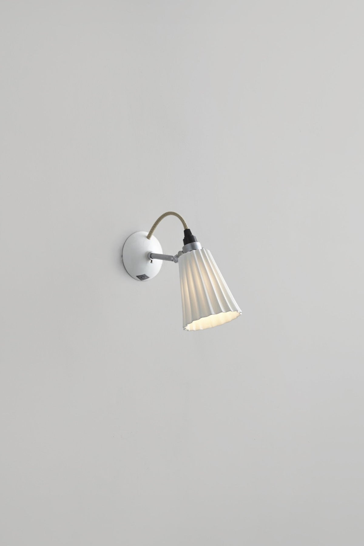 Hector Pleat Small Wall Light
