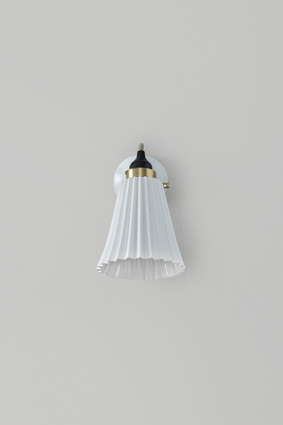 Variant Image for Natural White / Grey