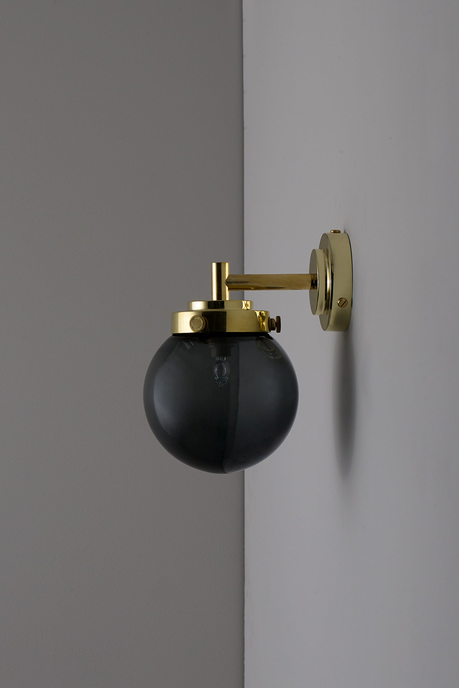 Variant Image for Polished Brass / Anthracite