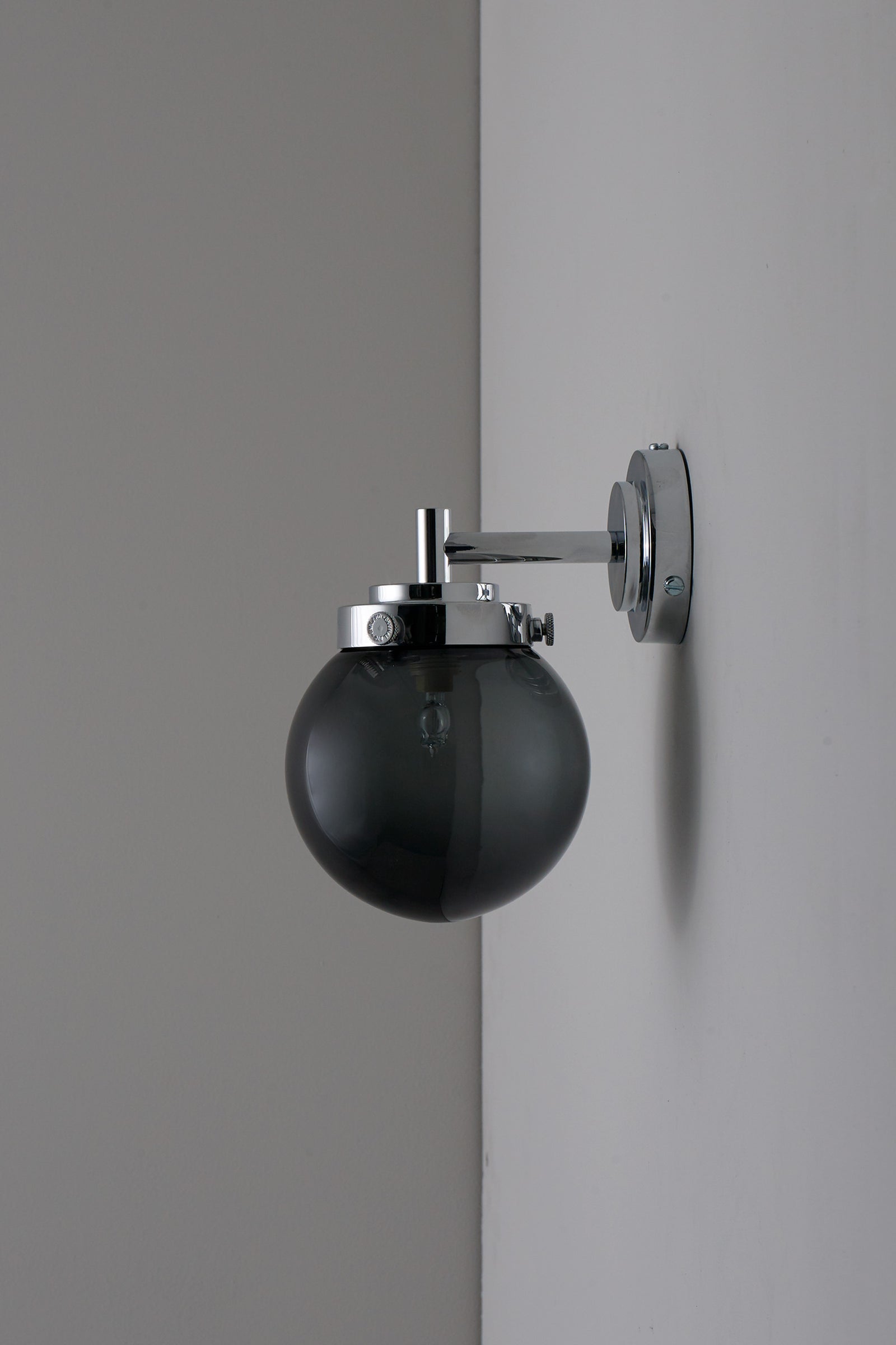 Variant Image for Polished Chrome / Anthracite