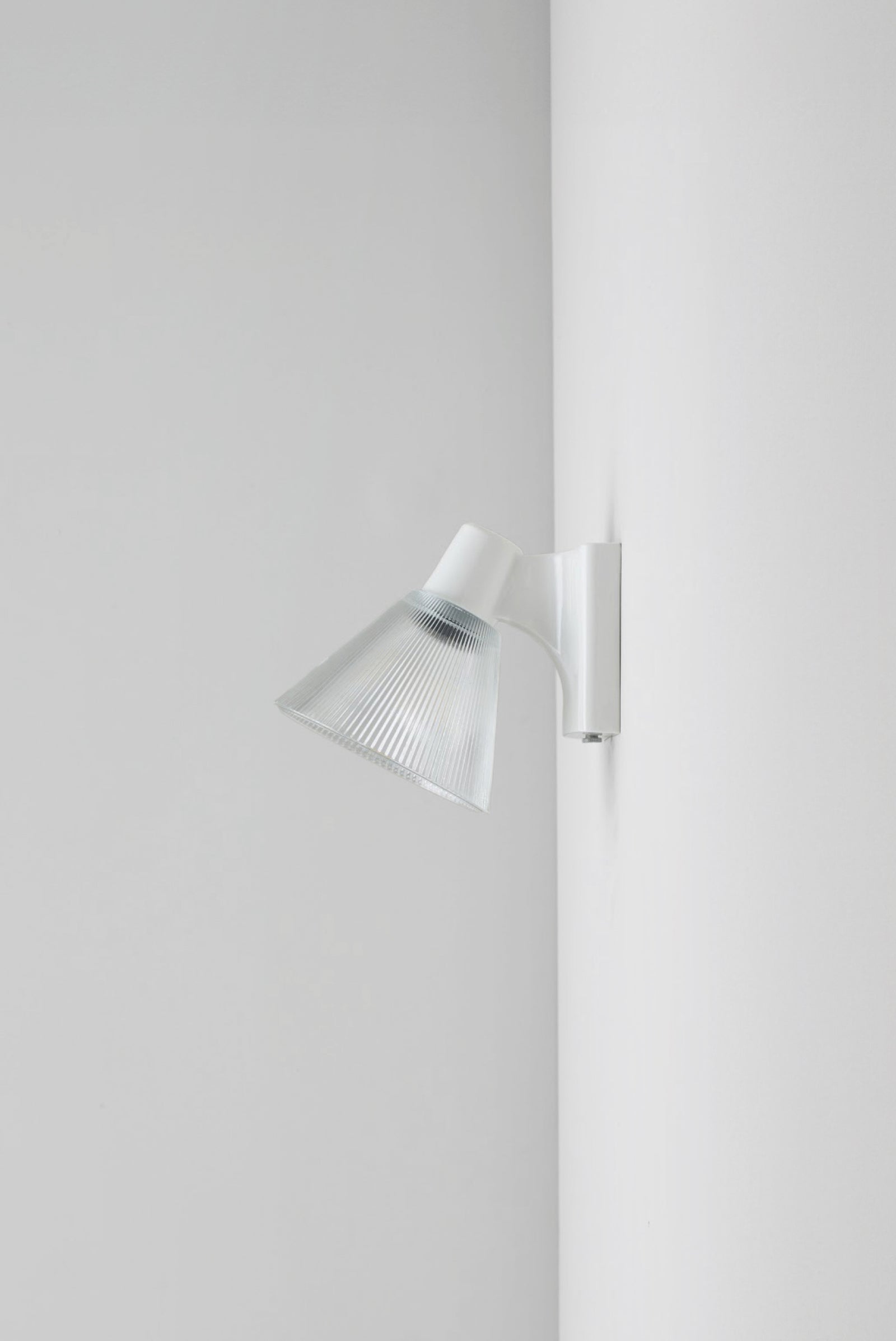 Variant Image for Prismatique