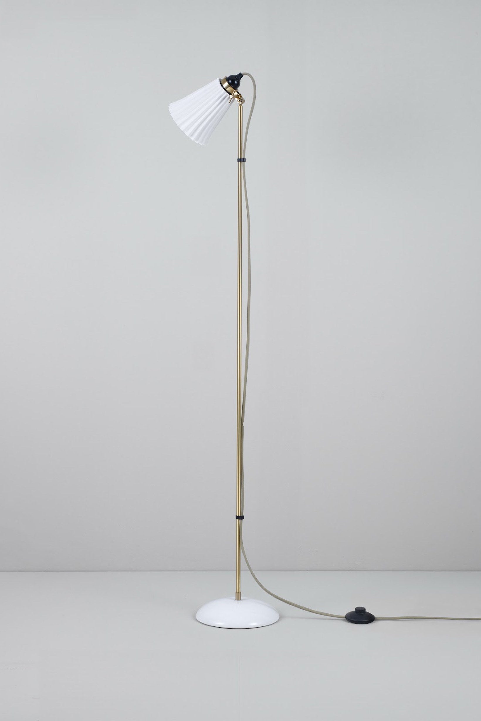 Hector Pleat Medium Floor Light, Brass