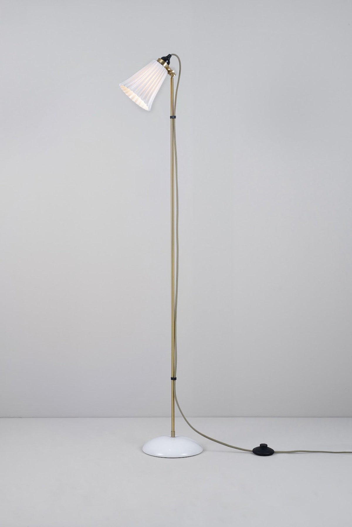 Hector Pleat Medium Floor Light, Brass