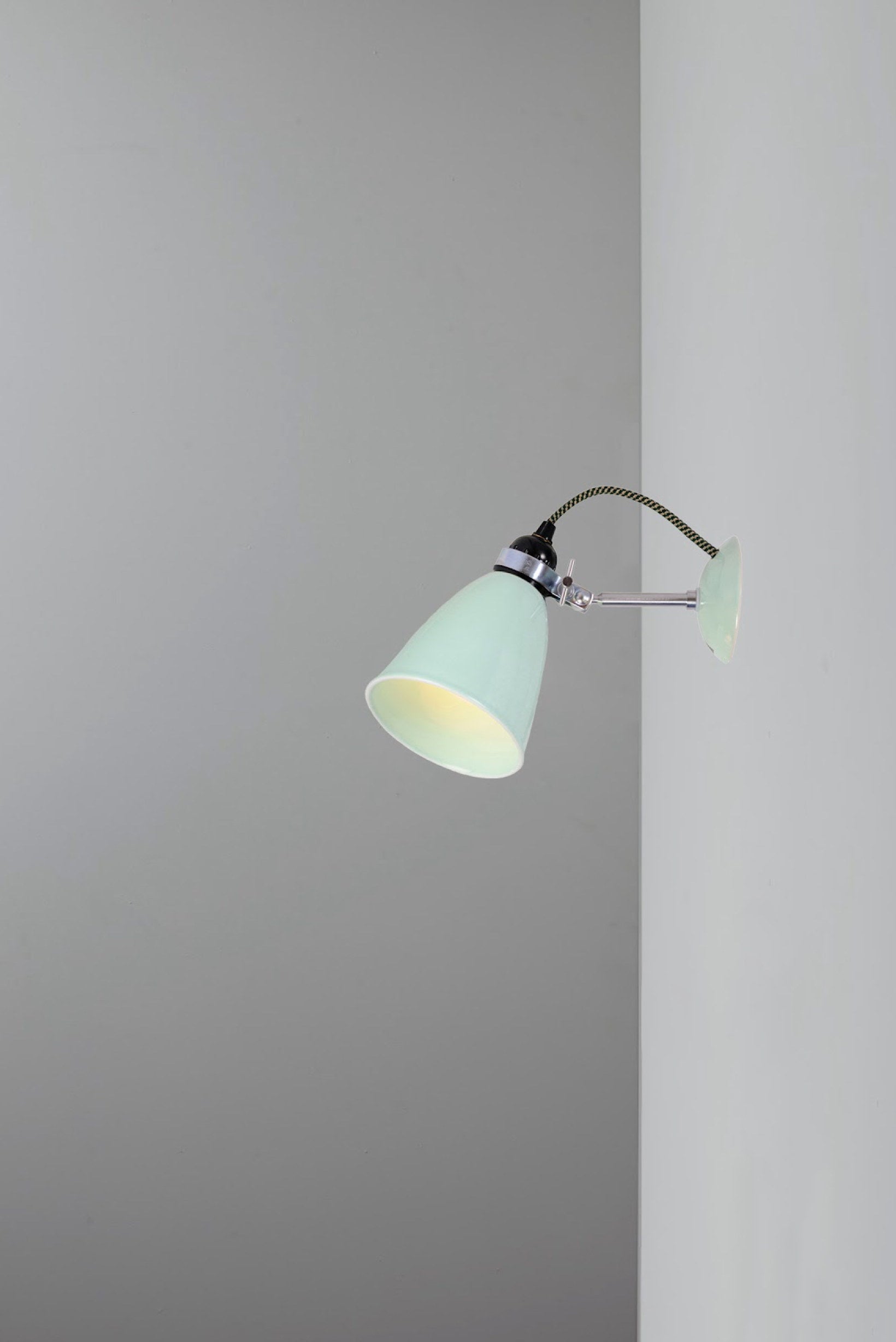 Applique sur pince Hector Small Dome