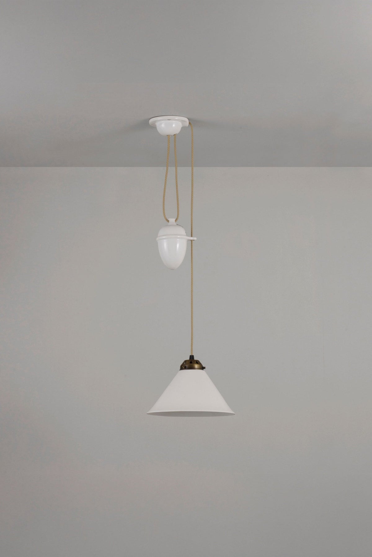 Cobb Rise & Fall Small Pendant