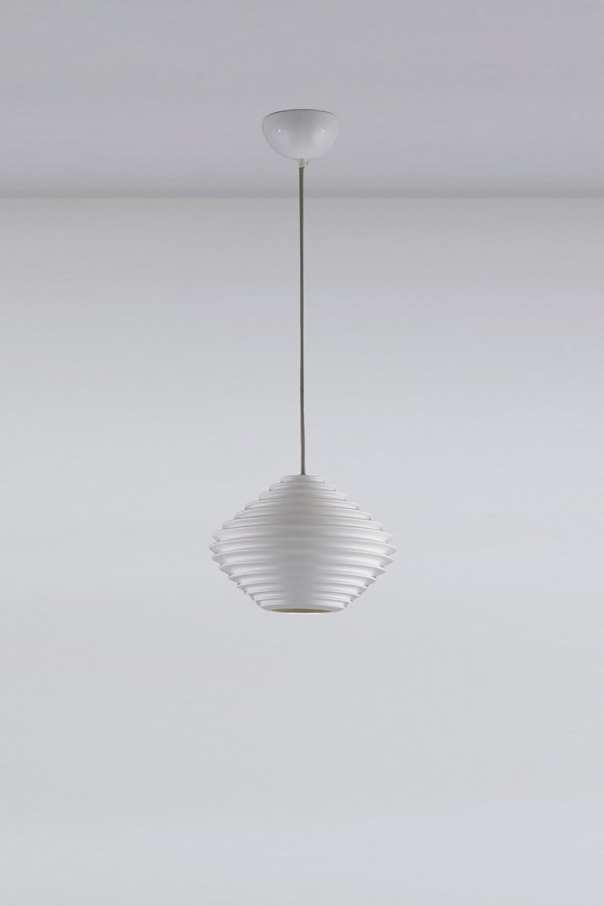 OBTC Product Image, Light Off: Fin Horizontal Pendant, Natural White