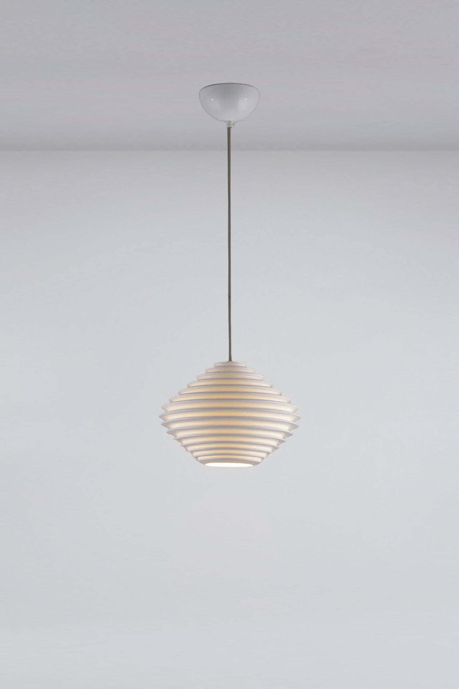 OBTC Product Image, Light On: Fin Horizontal Pendant, Natural White