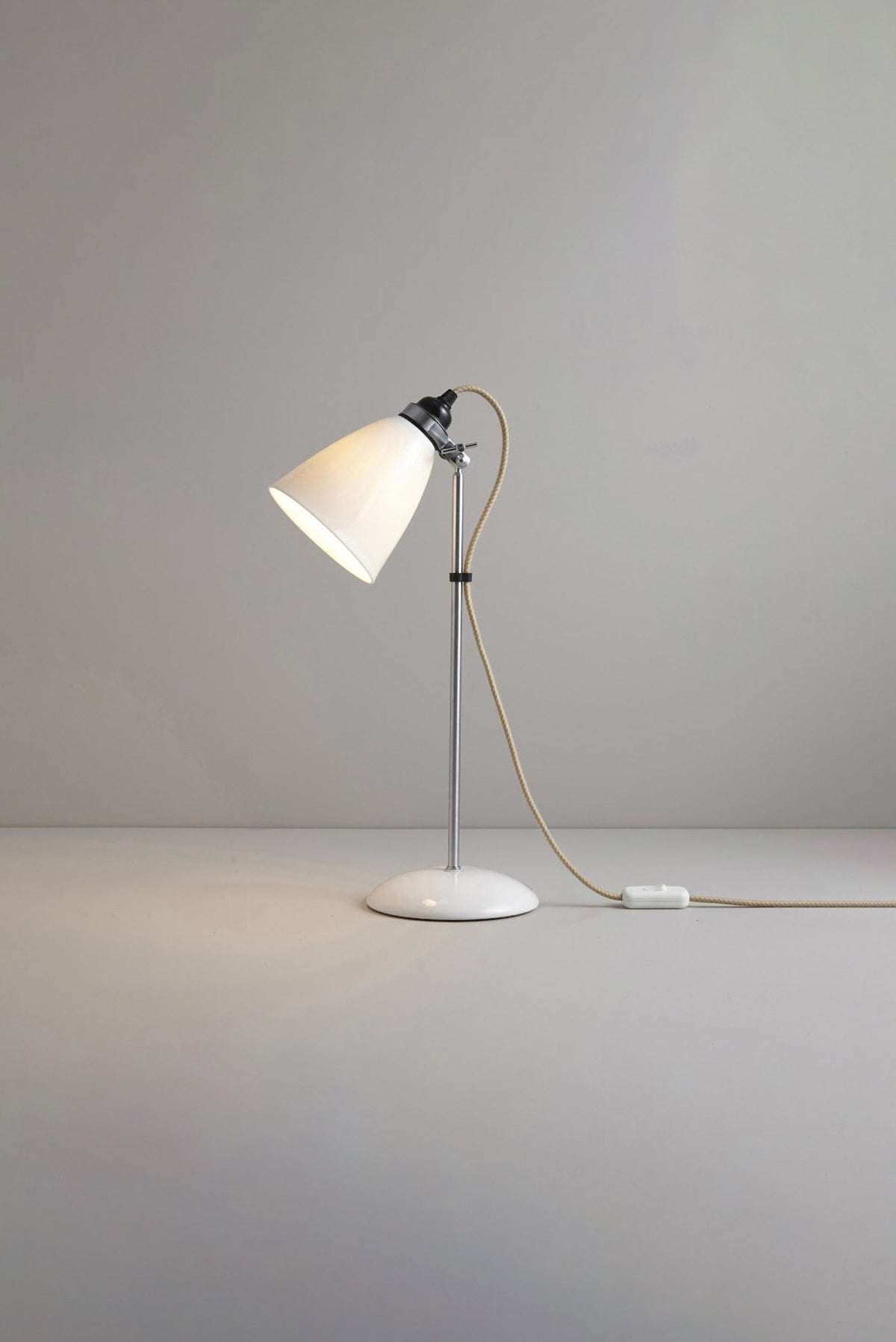 Hector Medium Dome Table Light