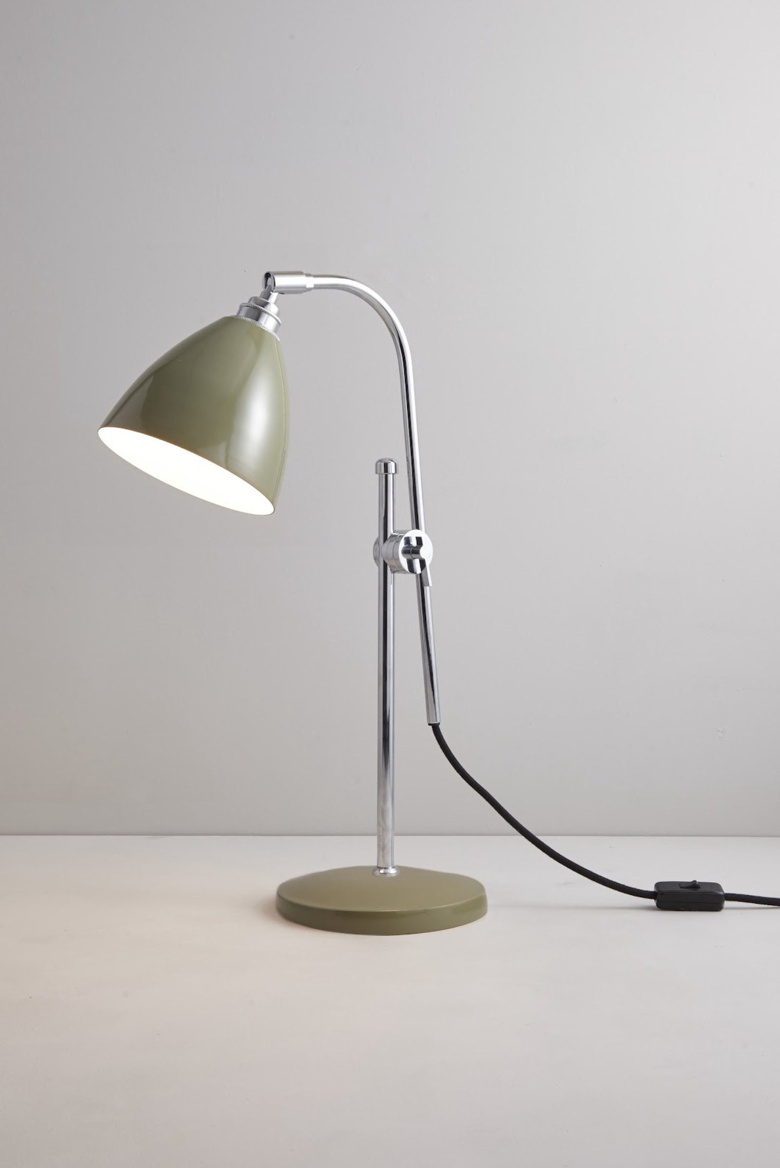 Variant Image for Olive Green