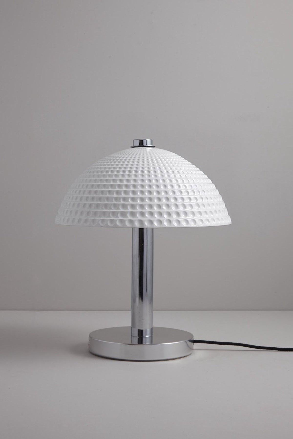 Cosmo Dimple Table Light