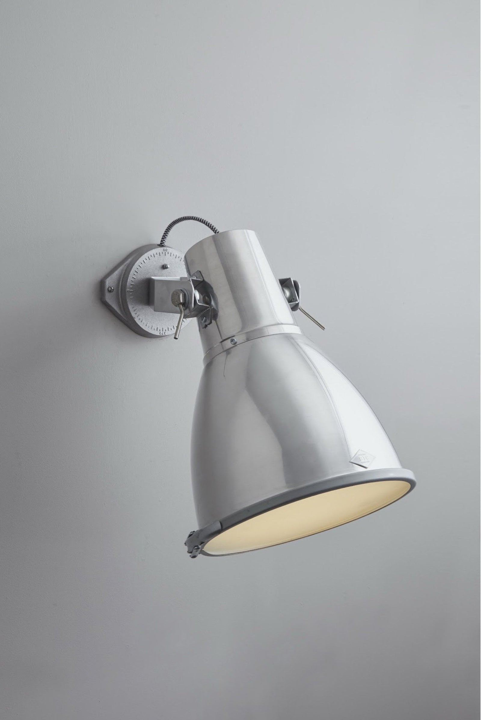 Variant Image for Aluminium Naturel